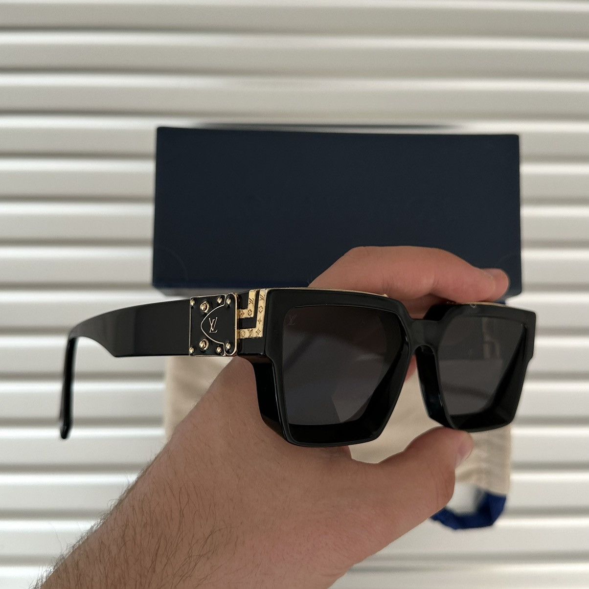 Louis Vuitton Louis Vuitton 1.1 Millionaire Sunglasses Size ONE SIZE - 2 Thumbnail