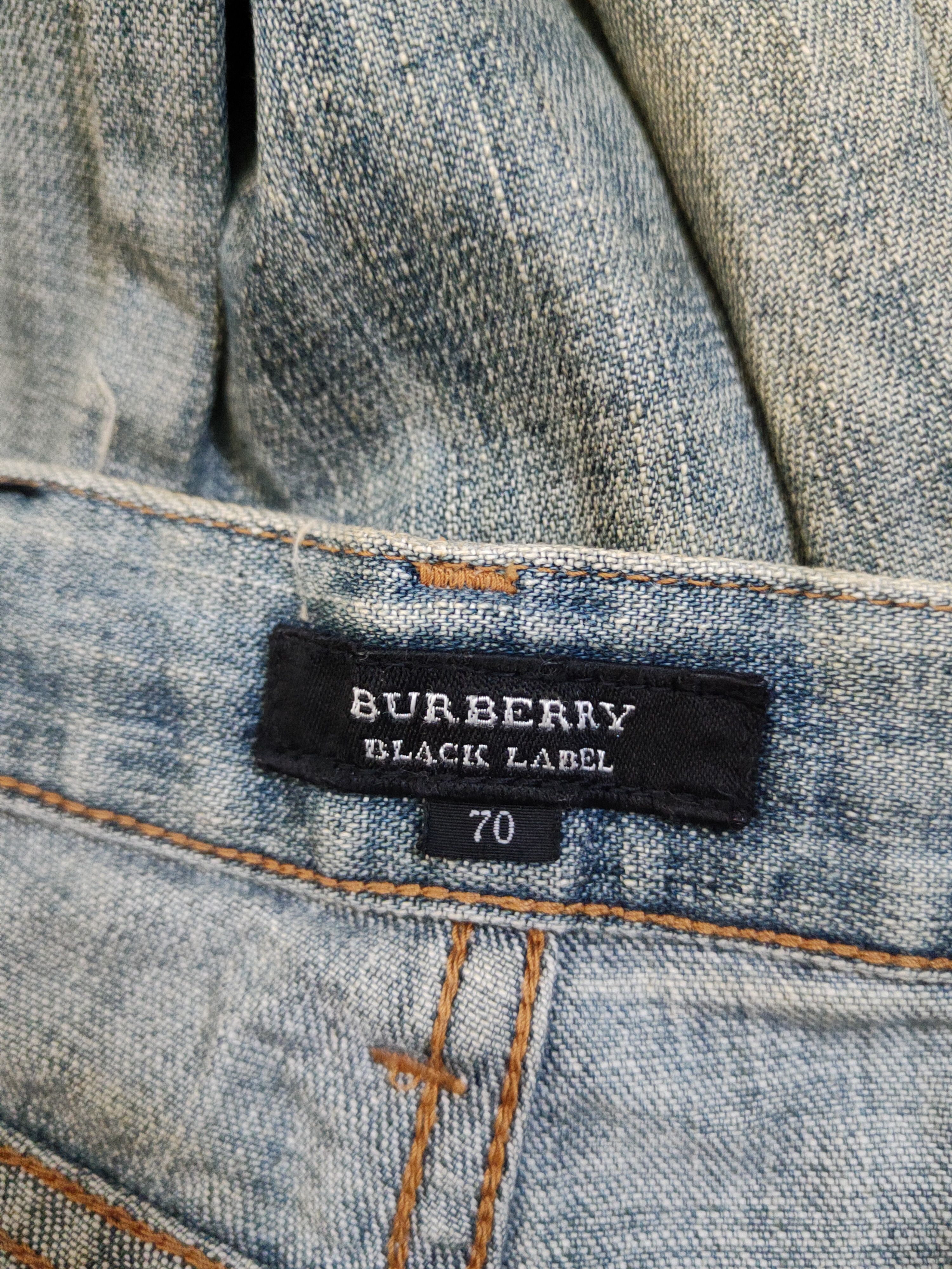 Burberry Burberry Blue Faded Distressed Ripped denim Jeans #W2062 Size US 29 - 16 Thumbnail