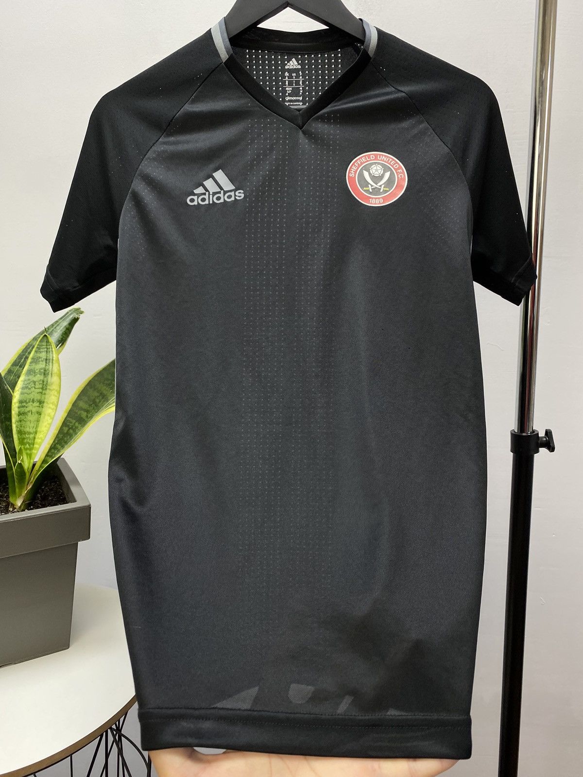 Puma × Vintage Adidas Sheffield United Training Soccer Jersey Football Size US S / EU 44-46 / 1 - 7 Thumbnail