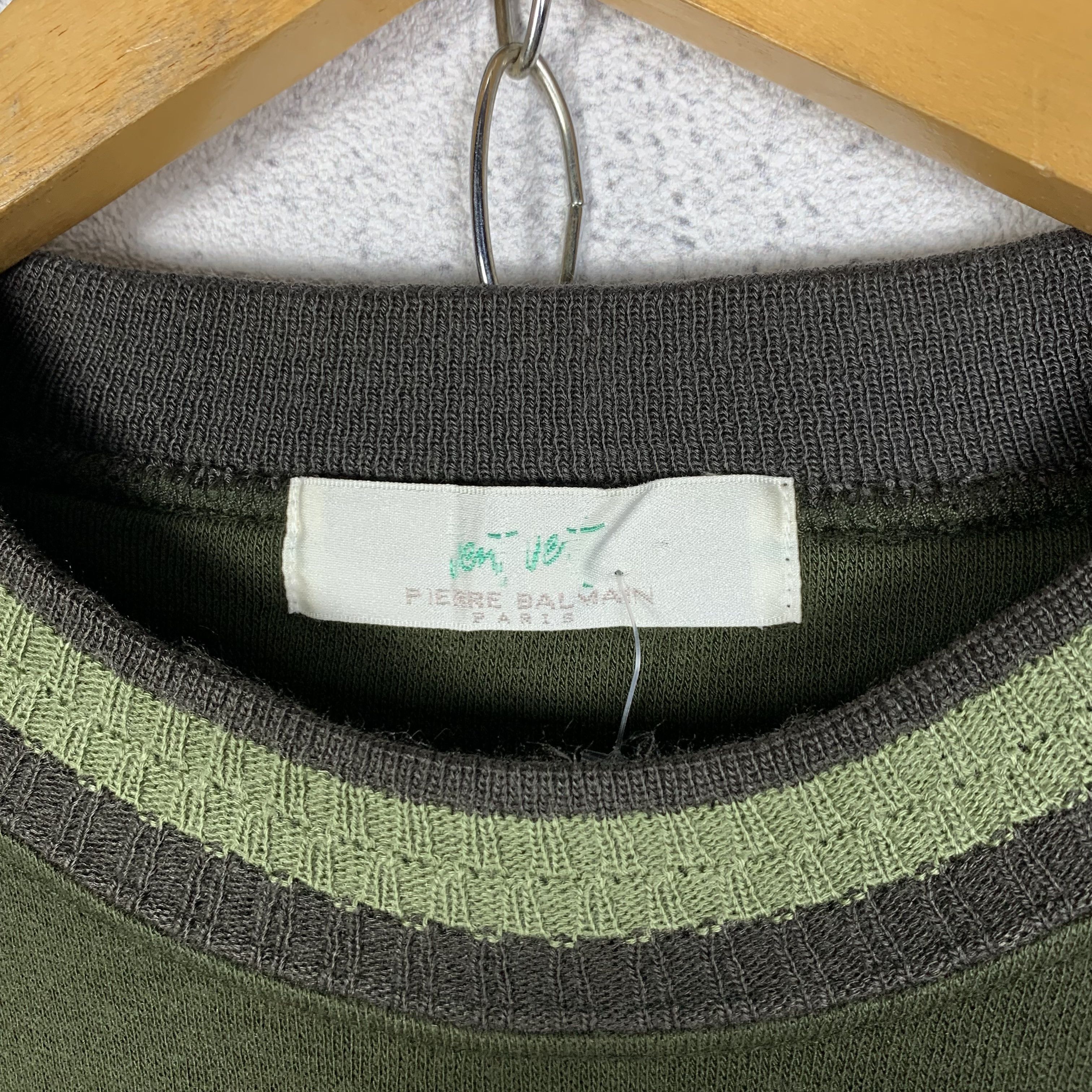 Pierre Balmain Vintage Pierre Balmain Paris Sweatshirt Crewneck Size US M / EU 48-50 / 2 - 4 Thumbnail