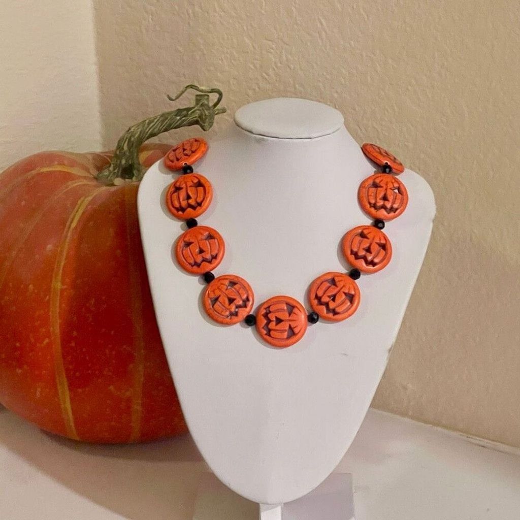 Other Trendy Orange Dyed Jack O Lantern Stone Beaded Necklace Size ONE SIZE - 1 Thumbnail