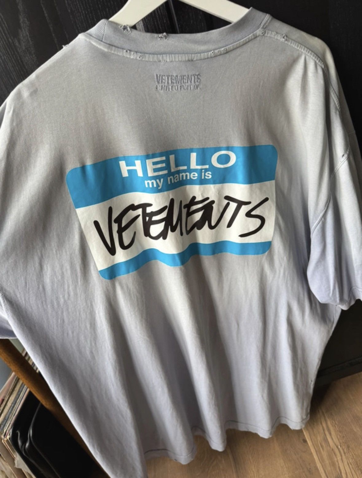 Vetements Vetements Hello My Name Is Washed T Shirt blue Size US M / EU 48-50 / 2 - 2 Thumbnail