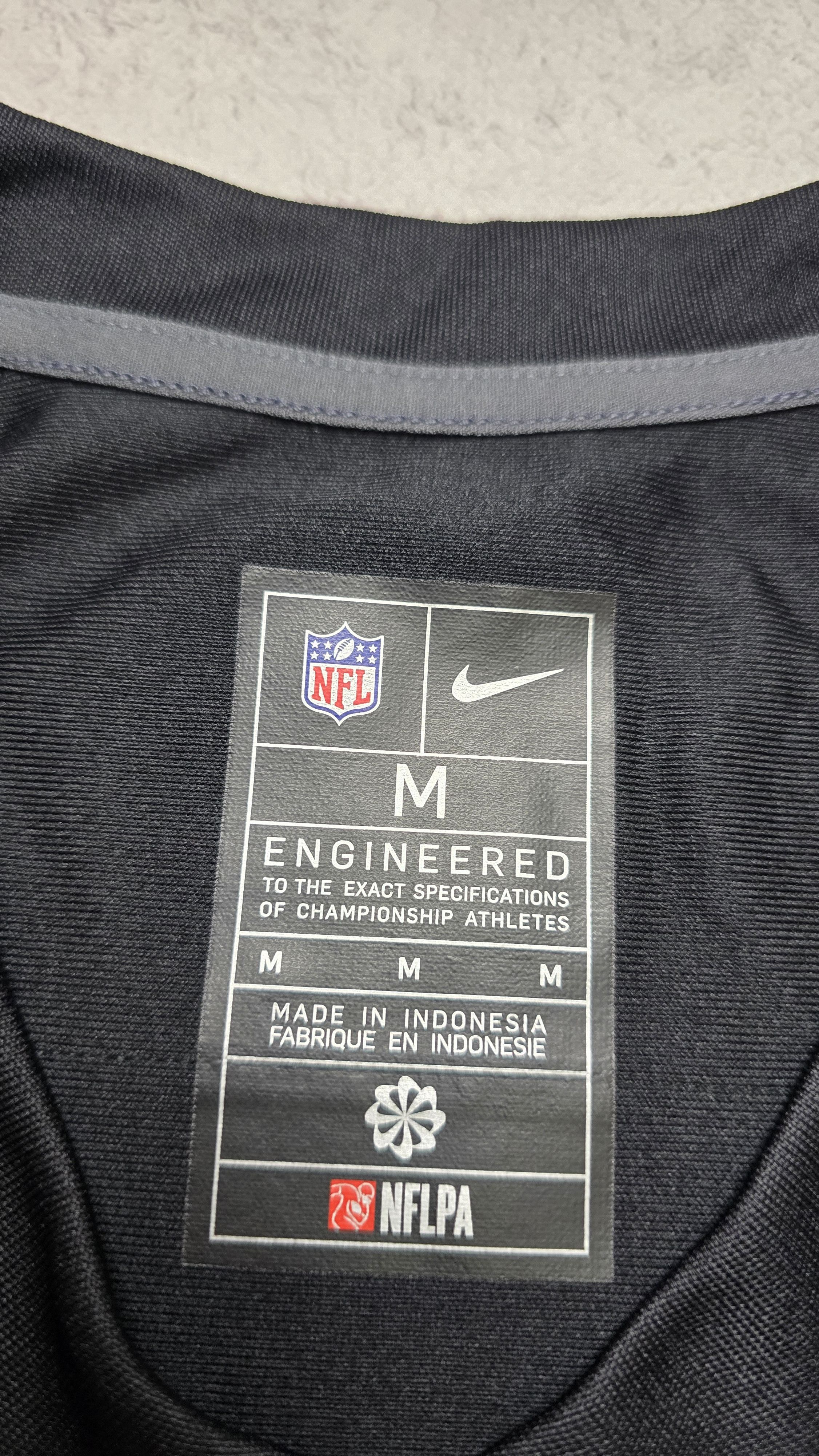Nike Cooper DeJean #33 Eagles Super Bowl LIX Champions Jersey Size US M / EU 48-50 / 2 - 17 Thumbnail