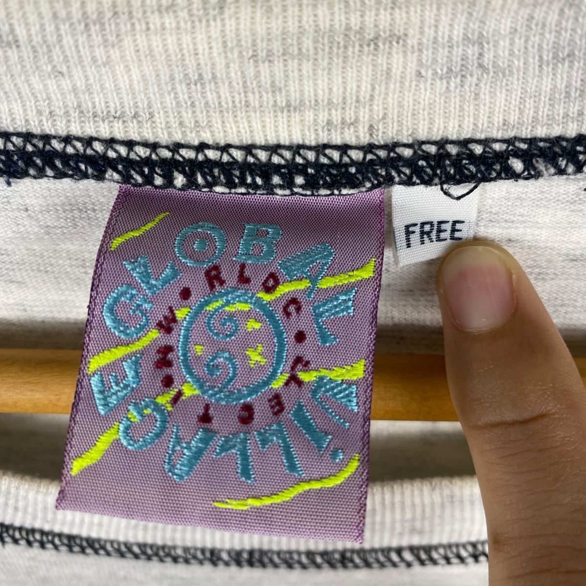 Vintage Vintage 90's GLOBAL VILLAGE Collection Ocean Motion New Wave Size US XL / EU 56 / 4 - 7 Thumbnail