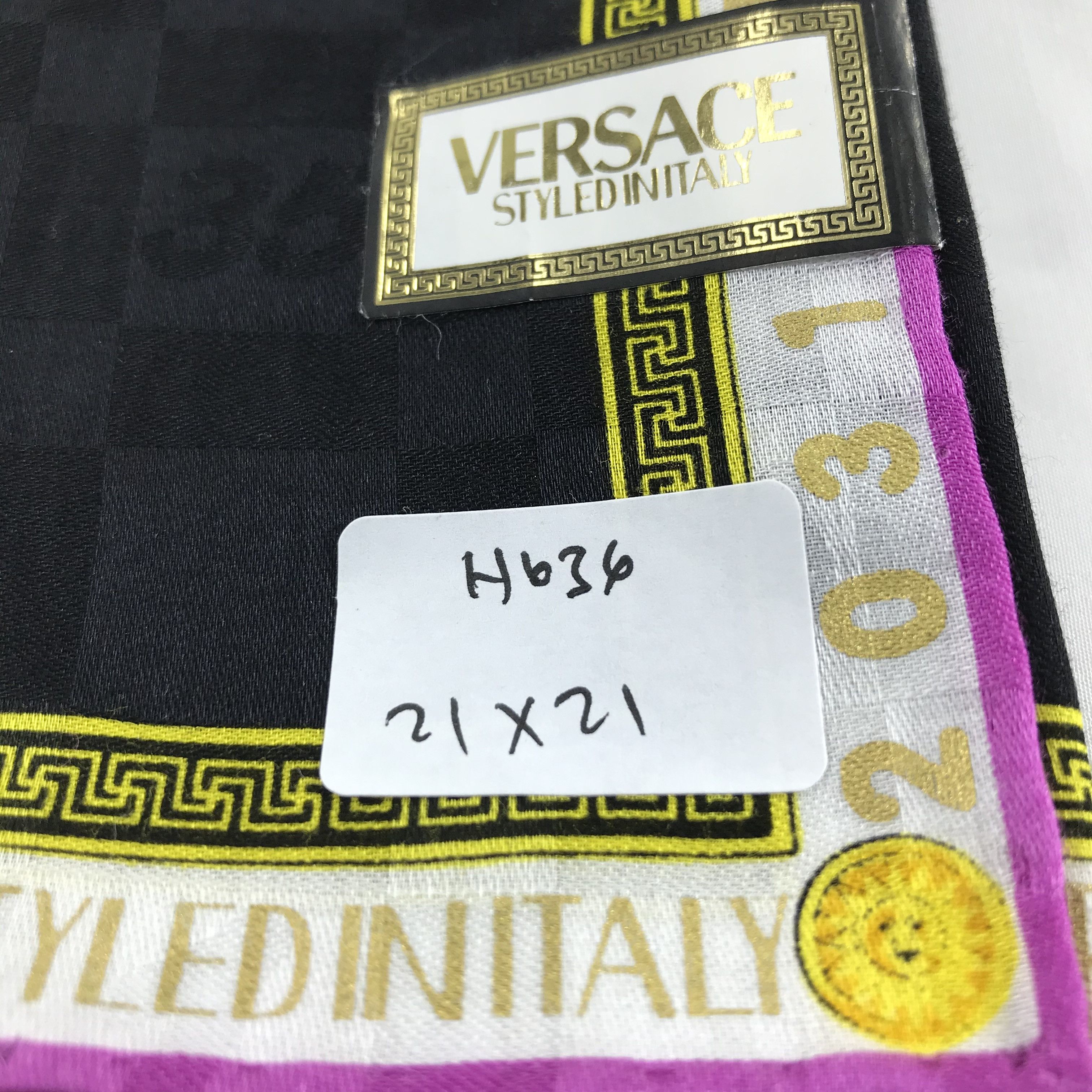 Versace Versace Numbers Handkerchief Neckerchief Bandana H636 Size ONE SIZE - 10 Thumbnail