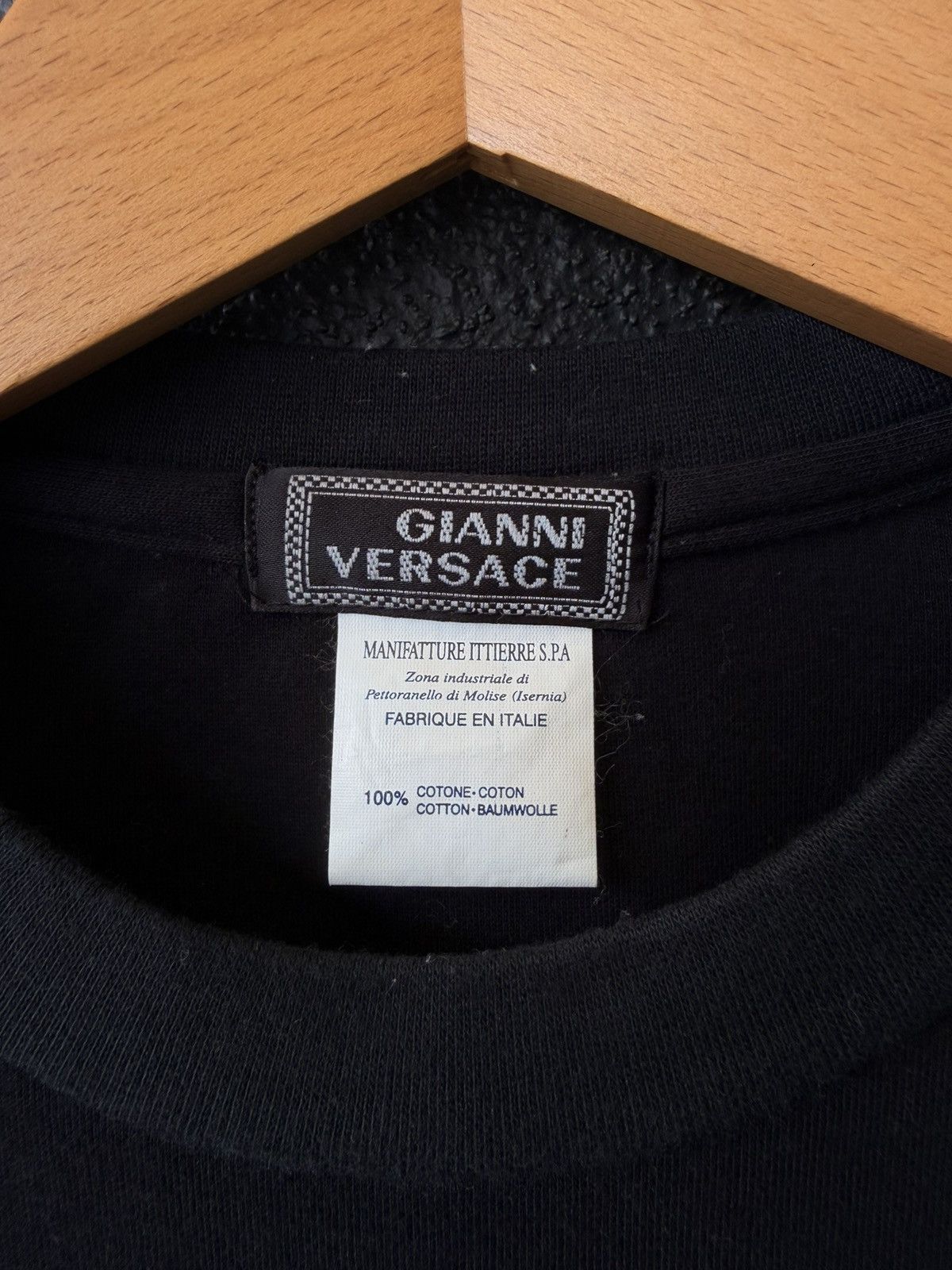 Versace Vintage Gianni Versace Jeans Couture Medusa Split T-Shirt Size US L / EU 52-54 / 3 - 3 Thumbnail