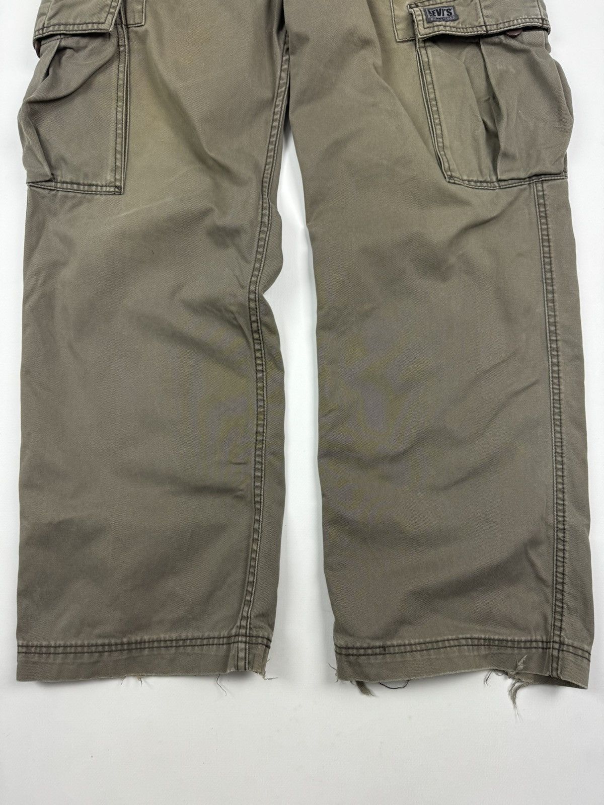 Levi's Y2K Levi’s Distressed Cargo Loose Straight Pants Size US 33 - 4 Thumbnail