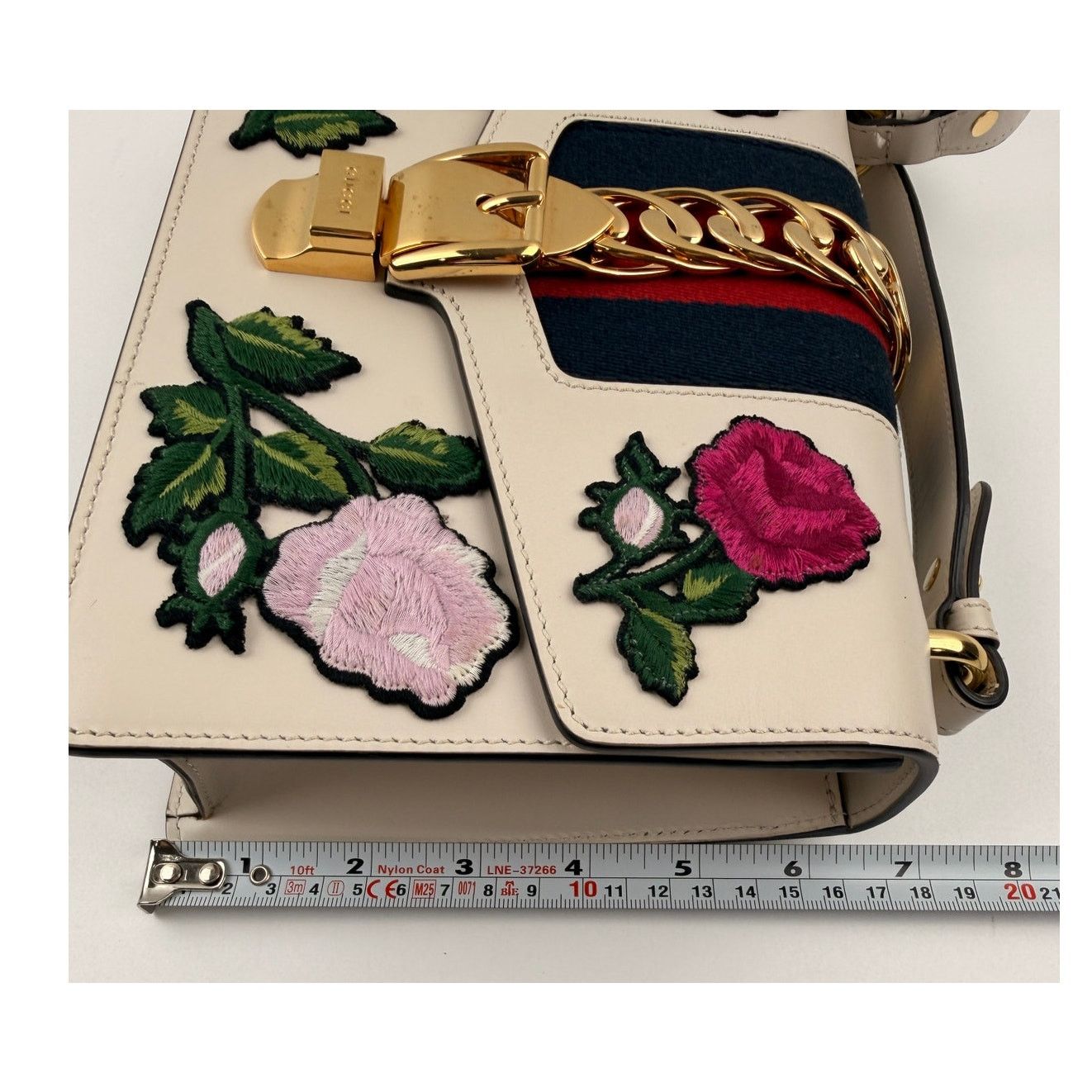 Gucci GUCCI Sylvie Embroidered Floral Shoulder Bag in White Size ONE SIZE - 16 Thumbnail