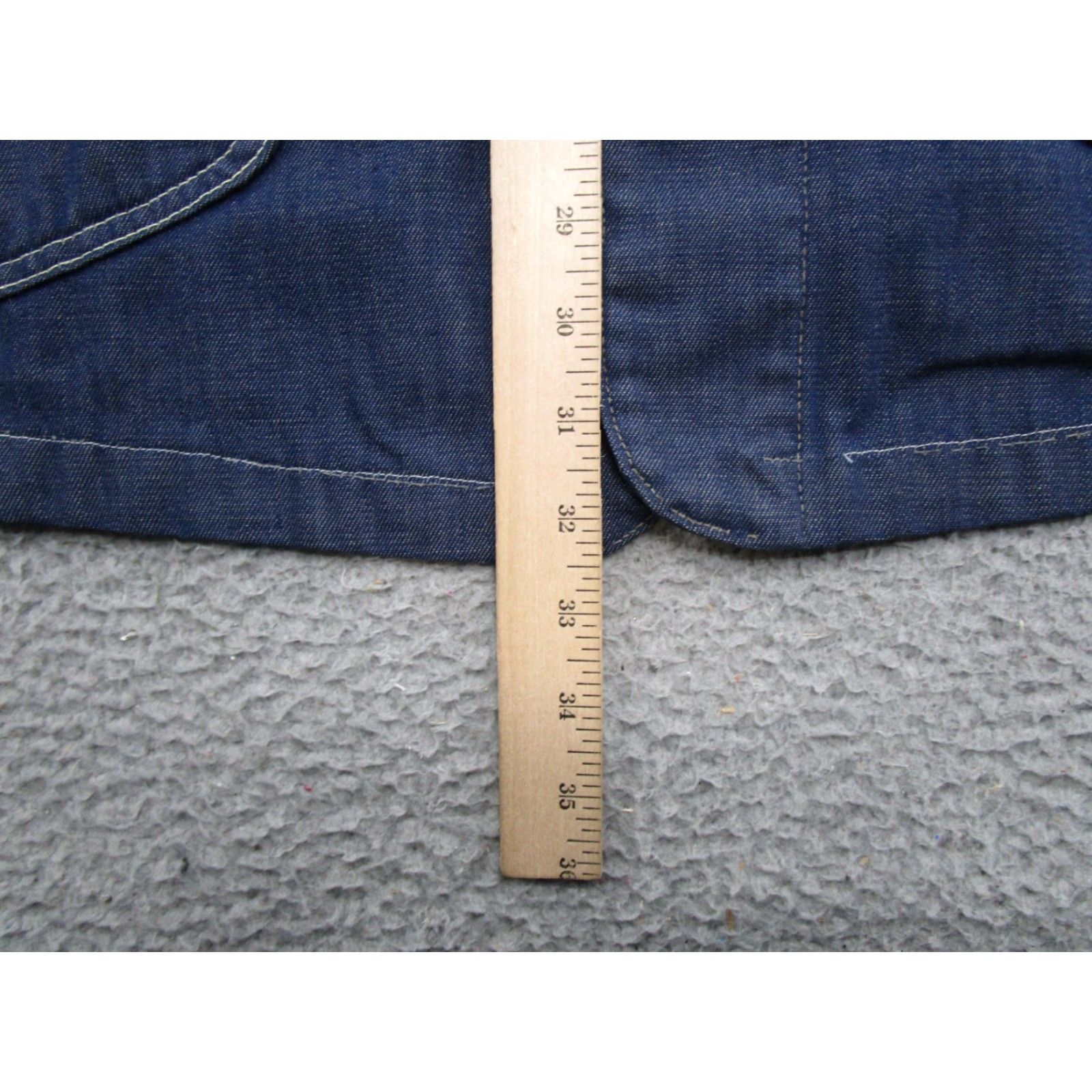 Lee VINTAGE Lee Denim Jacket Mens Chore Barn USA Made Chest Size 46 Blue "Denim" Workwear 60's 70's Mens Jacket Size US S / EU 44-46 / 1 - 7 Thumbnail