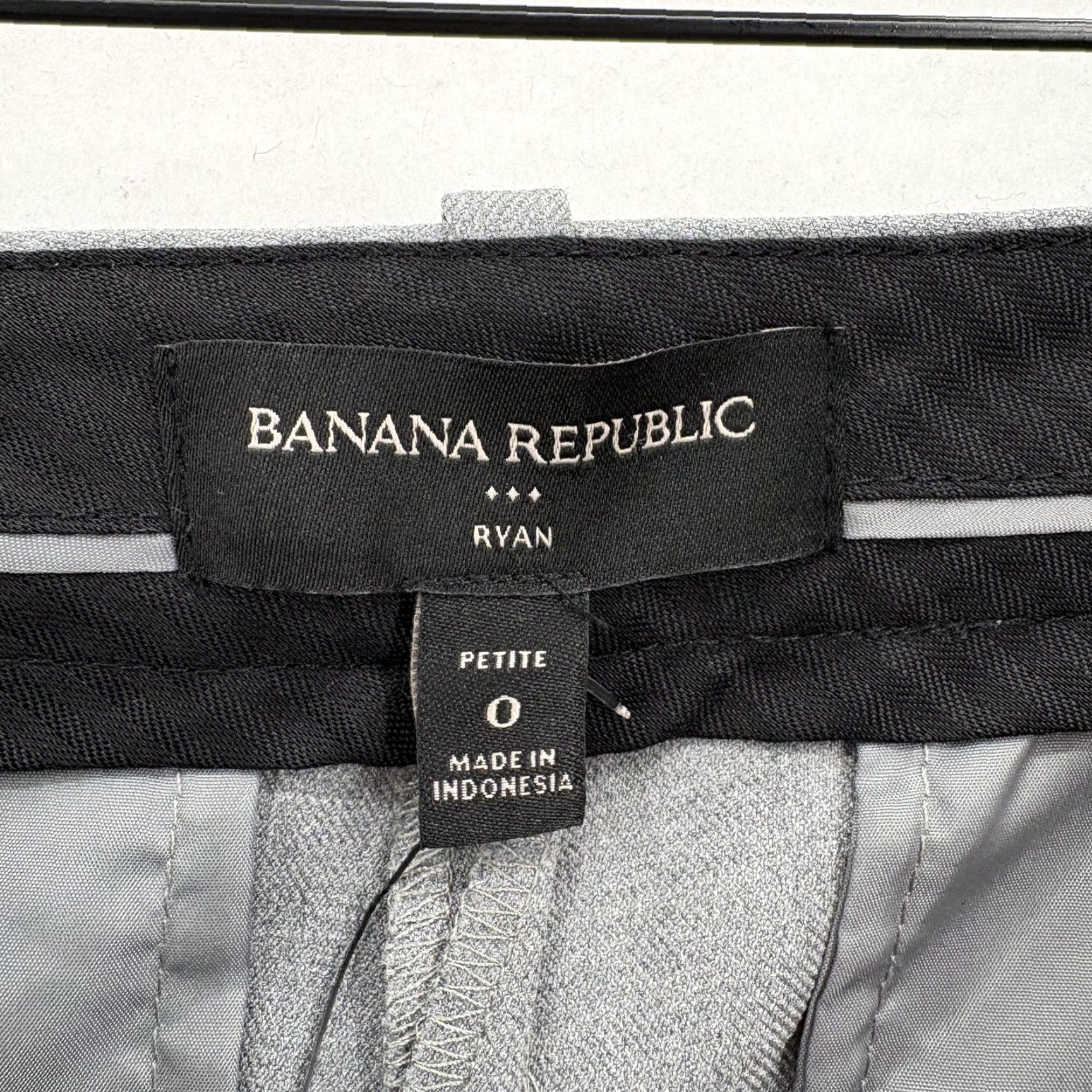 Banana Republic Banana Republic Ryan Pants Womens 0P Gray Mid Rise Slim Straight Dress Office Pants Womens 0P Gray Business Workwear Mens? Size 25" / US 0 / IT 36 - 4 Thumbnail