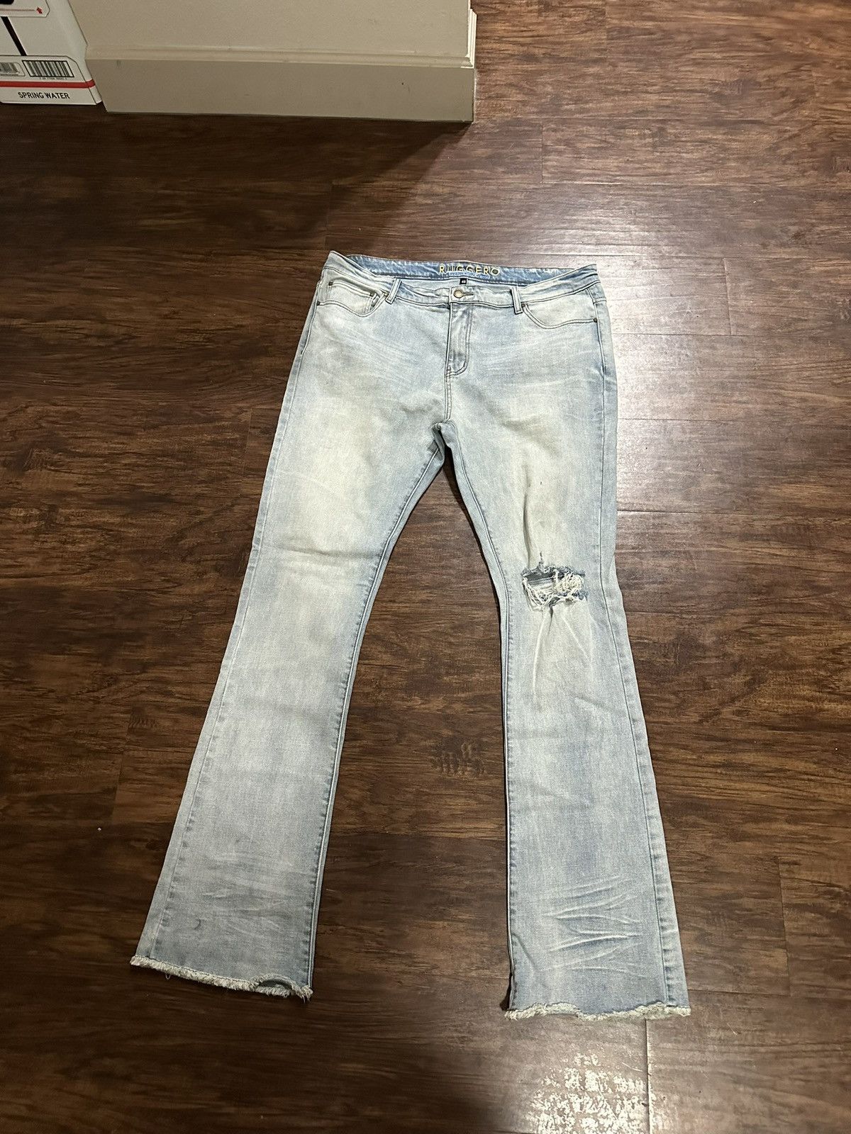 image of Designer Ruggero Crème De La Crème Jeans in Denim, Men's (Size 40)