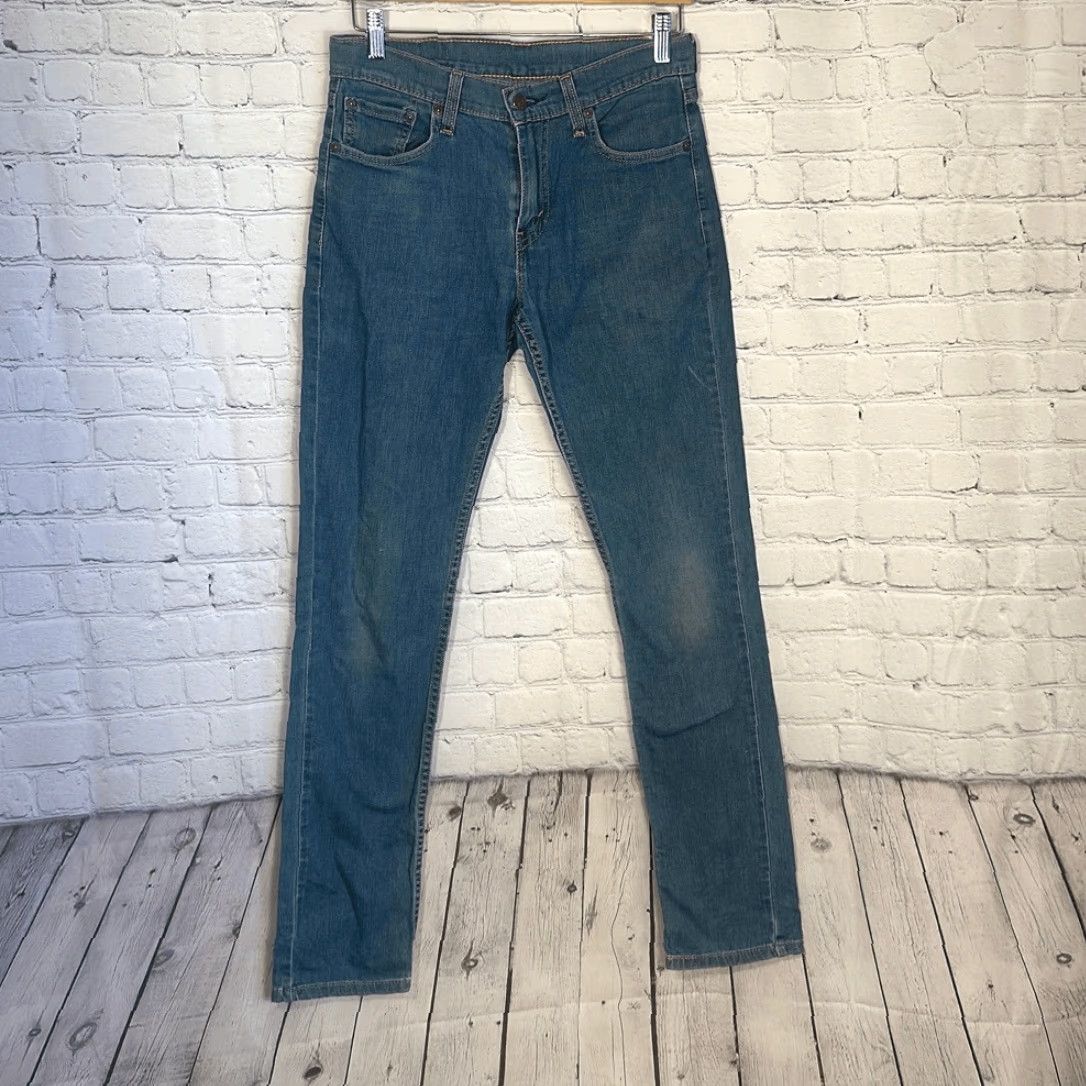 Levi's Levi's Mens 511 Jeans Slim Fit W30 L34 Blue 34 Inseam Mens Straight Denim Jeans Regular Size 30 Blue Levi's Mens 511 Jeans Slim Fit W30 L34 Size US 30 / EU 46 - 2 Thumbnail