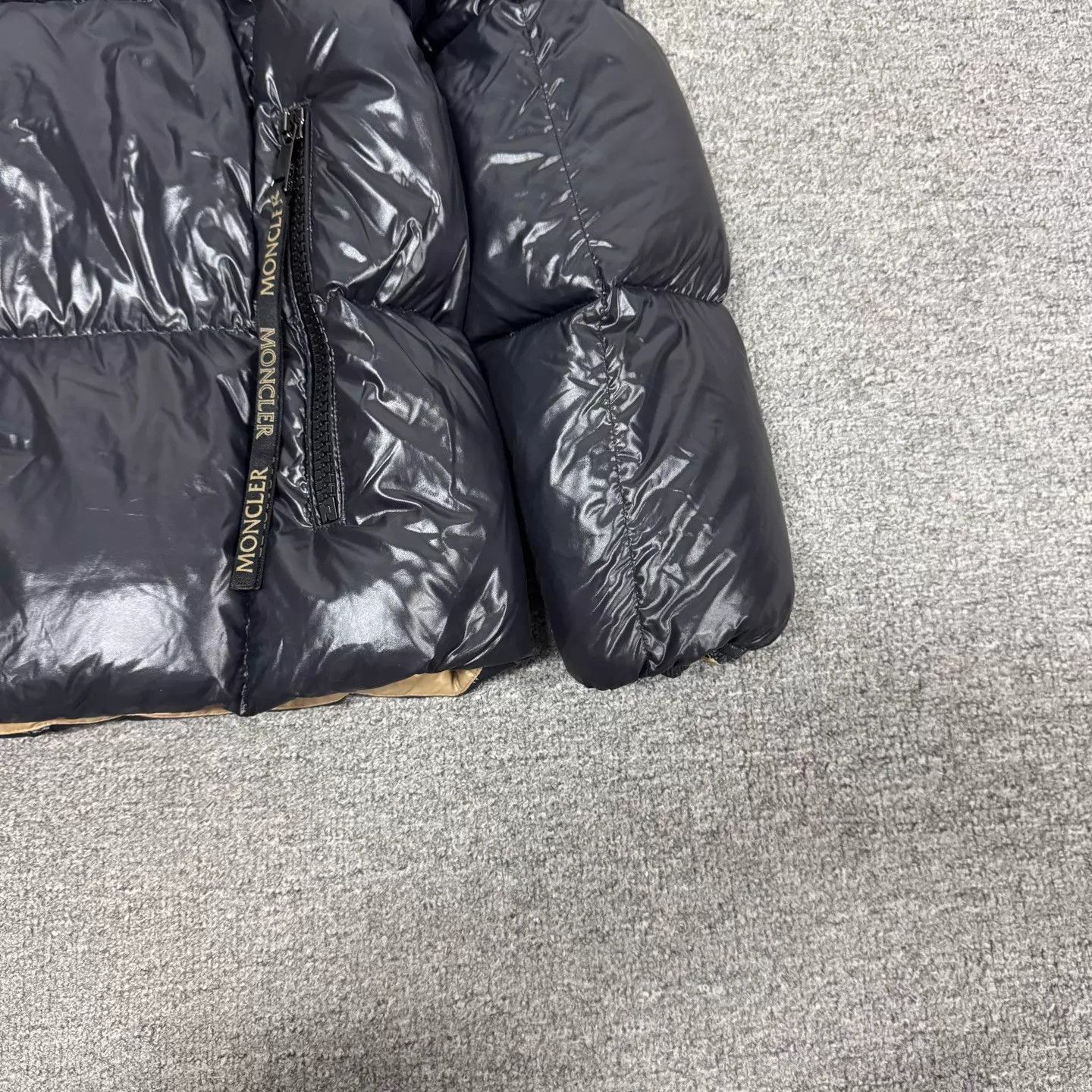 Moncler Moncler Shiny Black Hooded Puffer Size 2 99 New Size US M / EU 48-50 / 2 - 3 Thumbnail