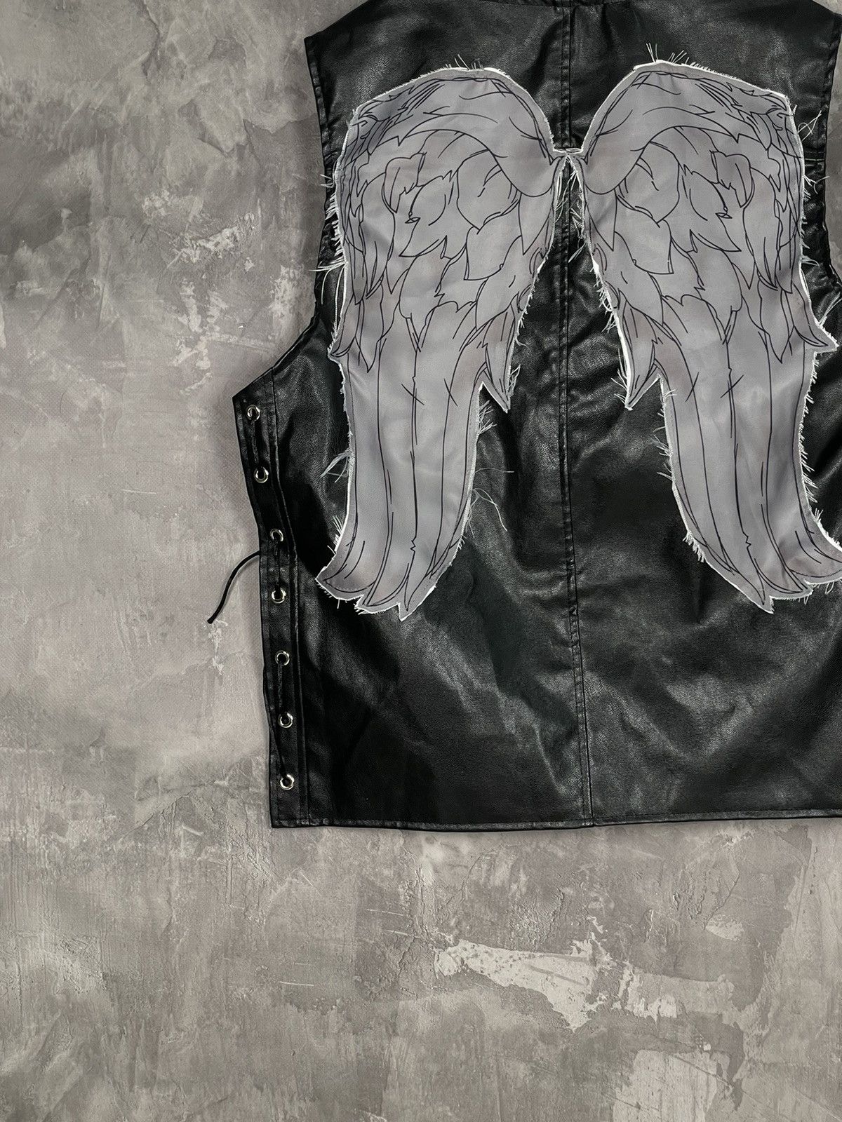 Other Vintage Faux Leather Y2K Biker Black Wings Rare Vest Size ONE SIZE - 6 Thumbnail