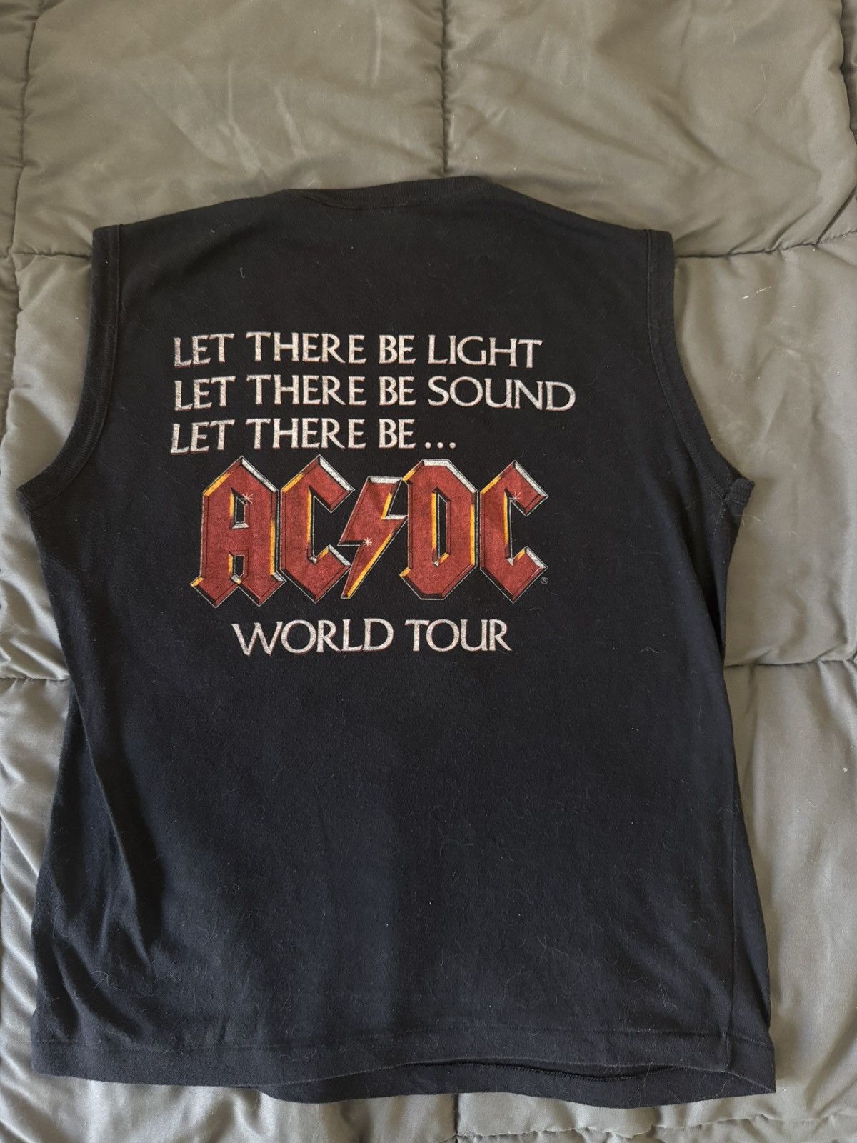 AC/DC 80’s AC/DC Let there be rock tour shirt Size US L / EU 52-54 / 3 - 2 Thumbnail