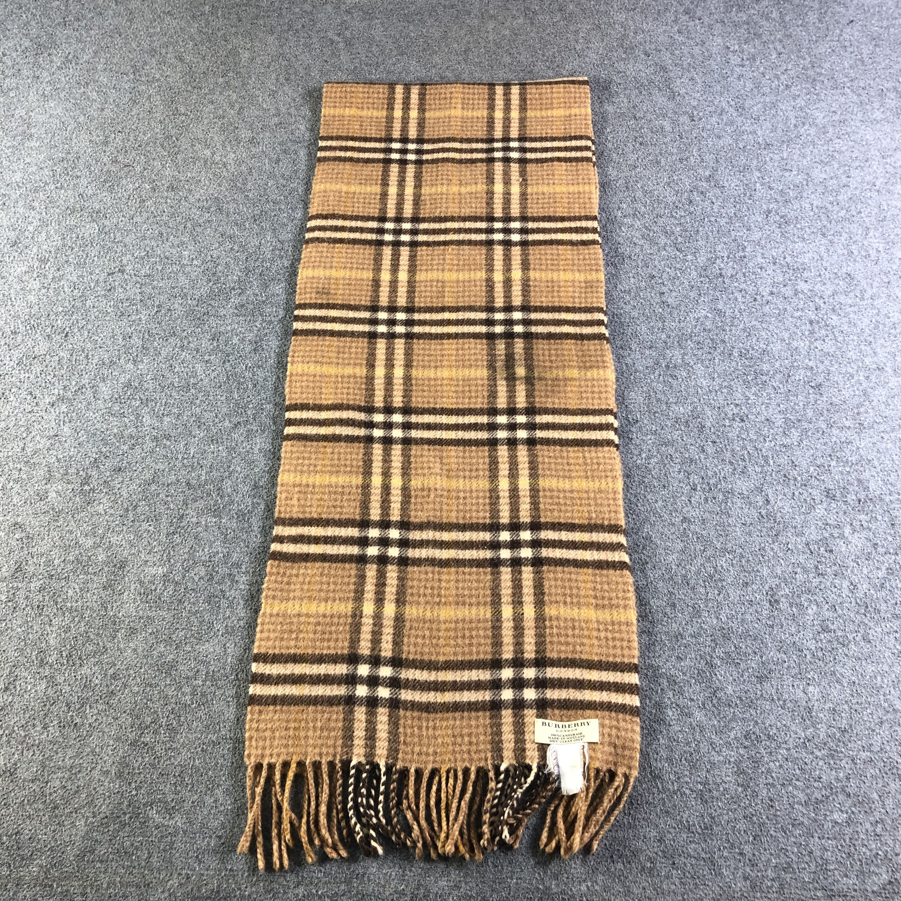 Burberry Burberry Tartan Camel Hair Scarf Muffler V2684 Size ONE SIZE - 2 Thumbnail