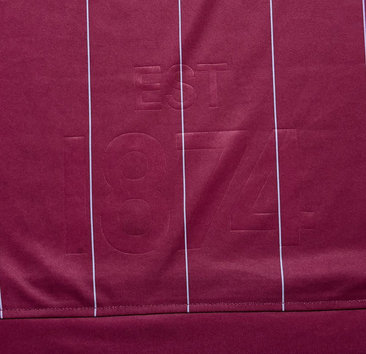 Macron Aston Villa 2014 2015 Home Shirt Soccer Jersey Macron Size US XL / EU 56 / 4 - 14 Thumbnail