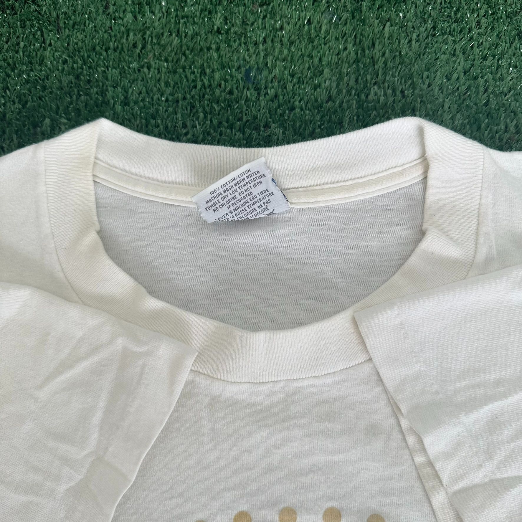 Gildan Vintage 90s World Flags Globe T-Shirt Single Stitch Tee Size US XL / EU 56 / 4 - 4 Thumbnail