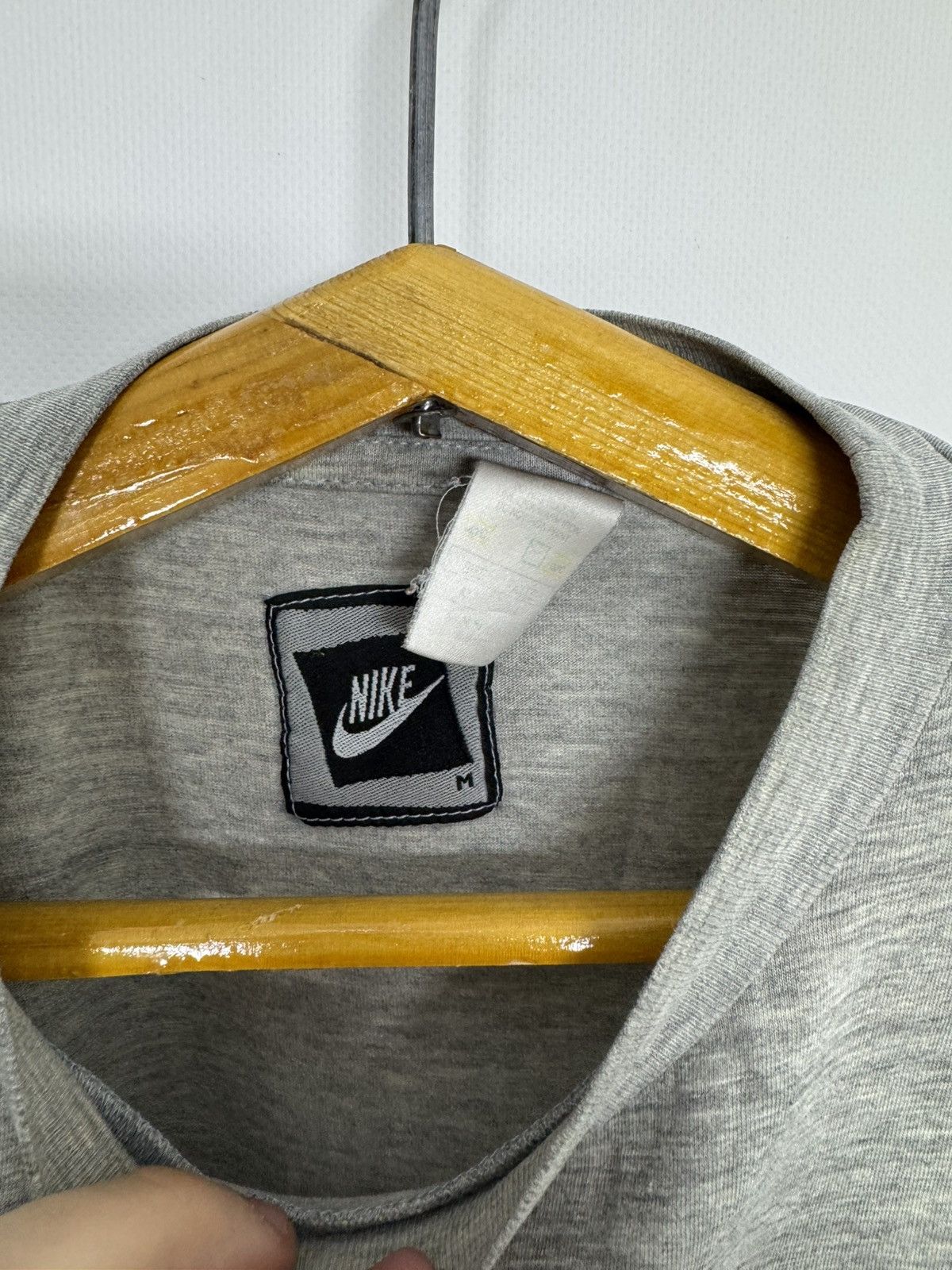 Nike Vintage 90s Nike Travis Scott Swoosh T-Shirt Washed Grey Size US M / EU 48-50 / 2 - 10 Thumbnail