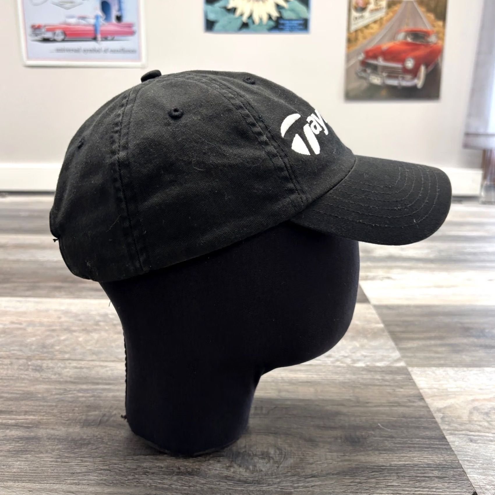 TaylorMade Taylormade R5 Hundred Series Black White One Size Adjustable Strapback Golf Hat Men One Size Black Golf Hat Size ONE SIZE - 3 Thumbnail