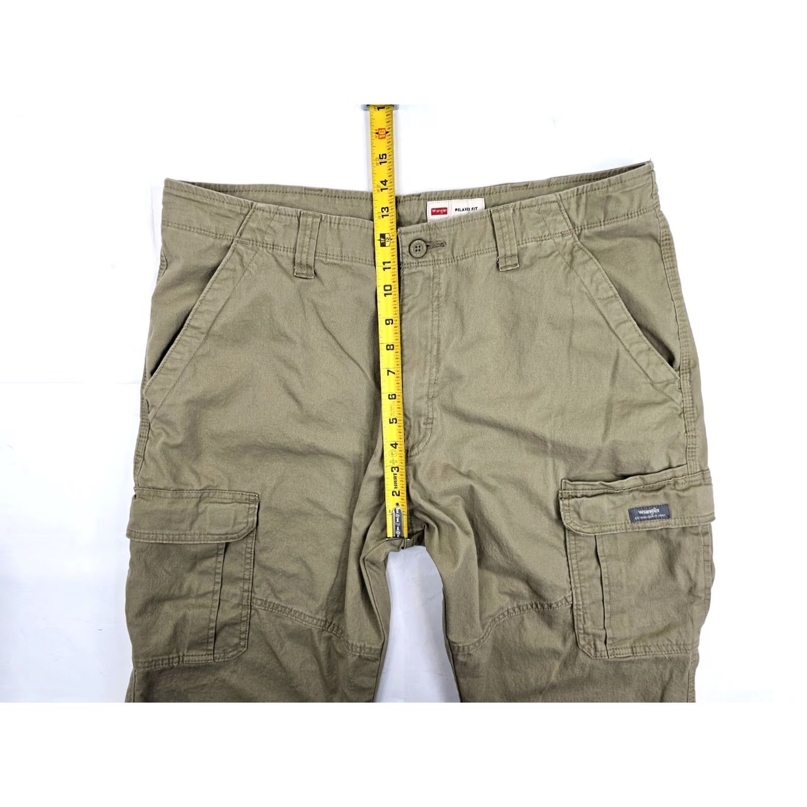 Wrangler Wrangler Relaxed Fit Cargo Stretch Workwear Cotton Pants – Men 38x32 Beige, 38x29 Fit, Cargo Pocket, Straight Leg, Cotton Spandex, Work Pants Size US 38 / EU 54 - 4 Thumbnail