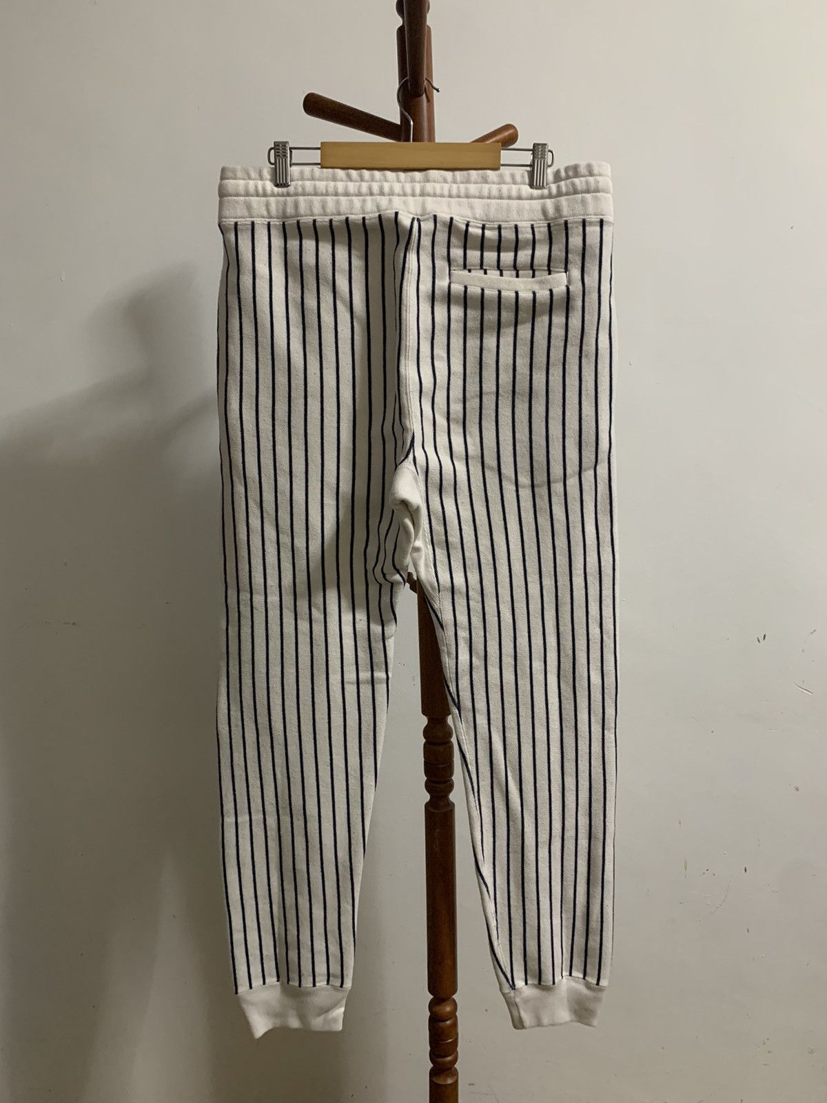 Champion Champion Reverse Weave Stripes Sweatpants Size 33" - 2 Thumbnail