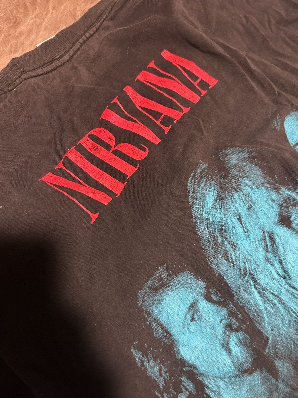 Vintage VINTAGE RARE NIRVANA KURT COBAIN EMBROIDED TEE SZ XL Size US XL / EU 56 / 4 - 3 Thumbnail
