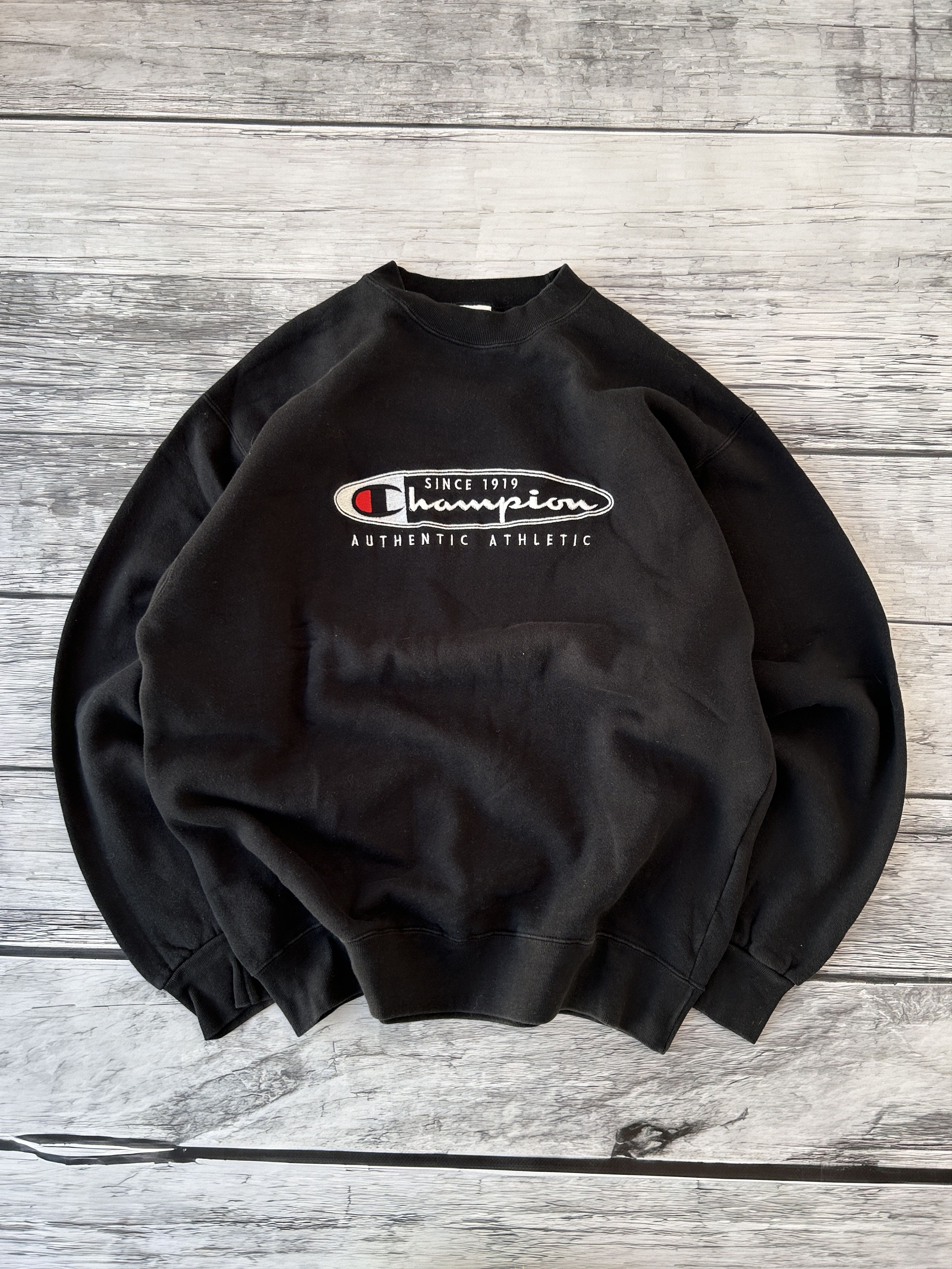 Champion Vintage Champion Y2K Logo Crewneck Sweatshirt Core Size US M / EU 48-50 / 2 - 1 Thumbnail