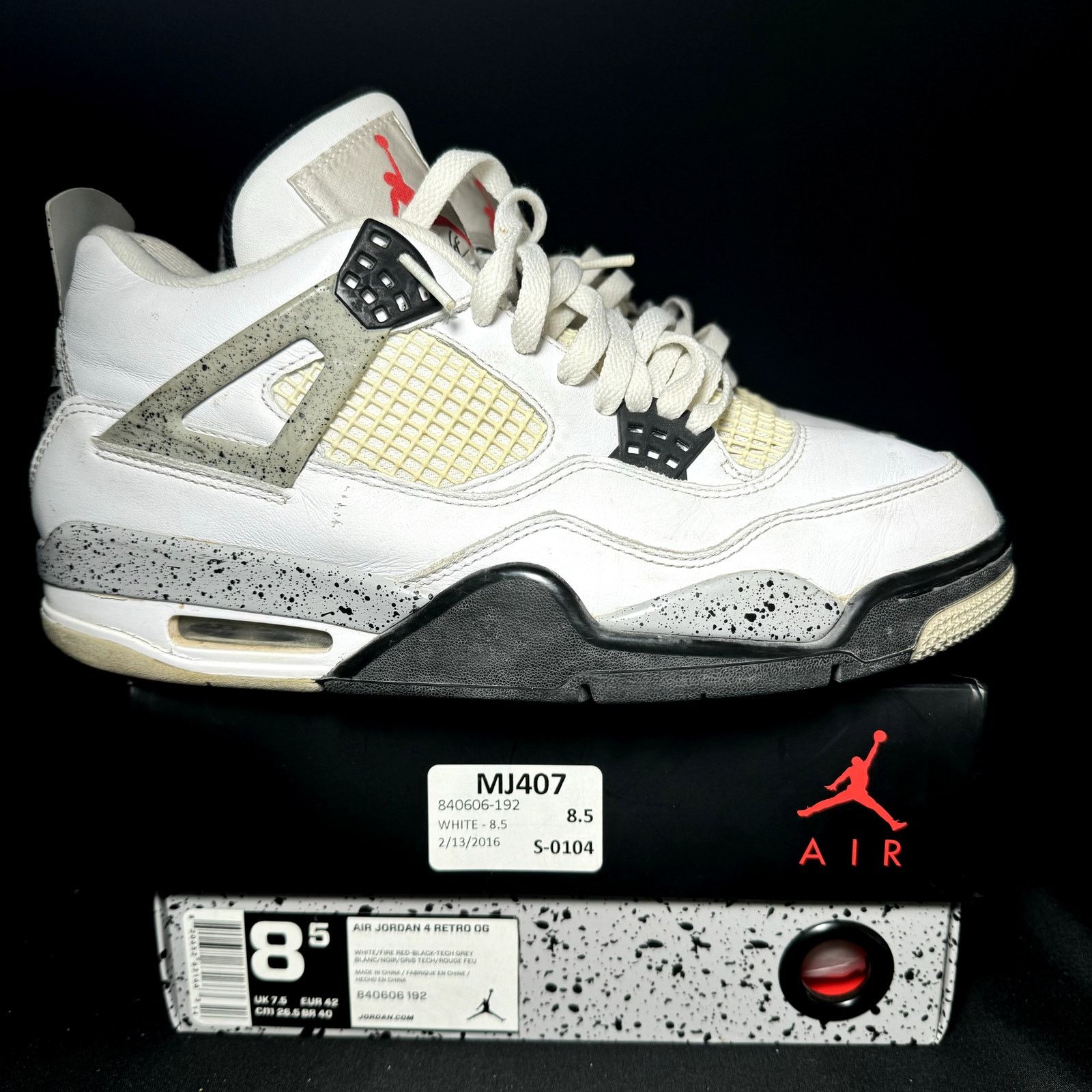 Jordan Brand × Nike Size 9.5 - Nike Air Jordan 4 Retro OG White Cement 2016 Size US 9.5 / EU 42-43 - 1 Thumbnail