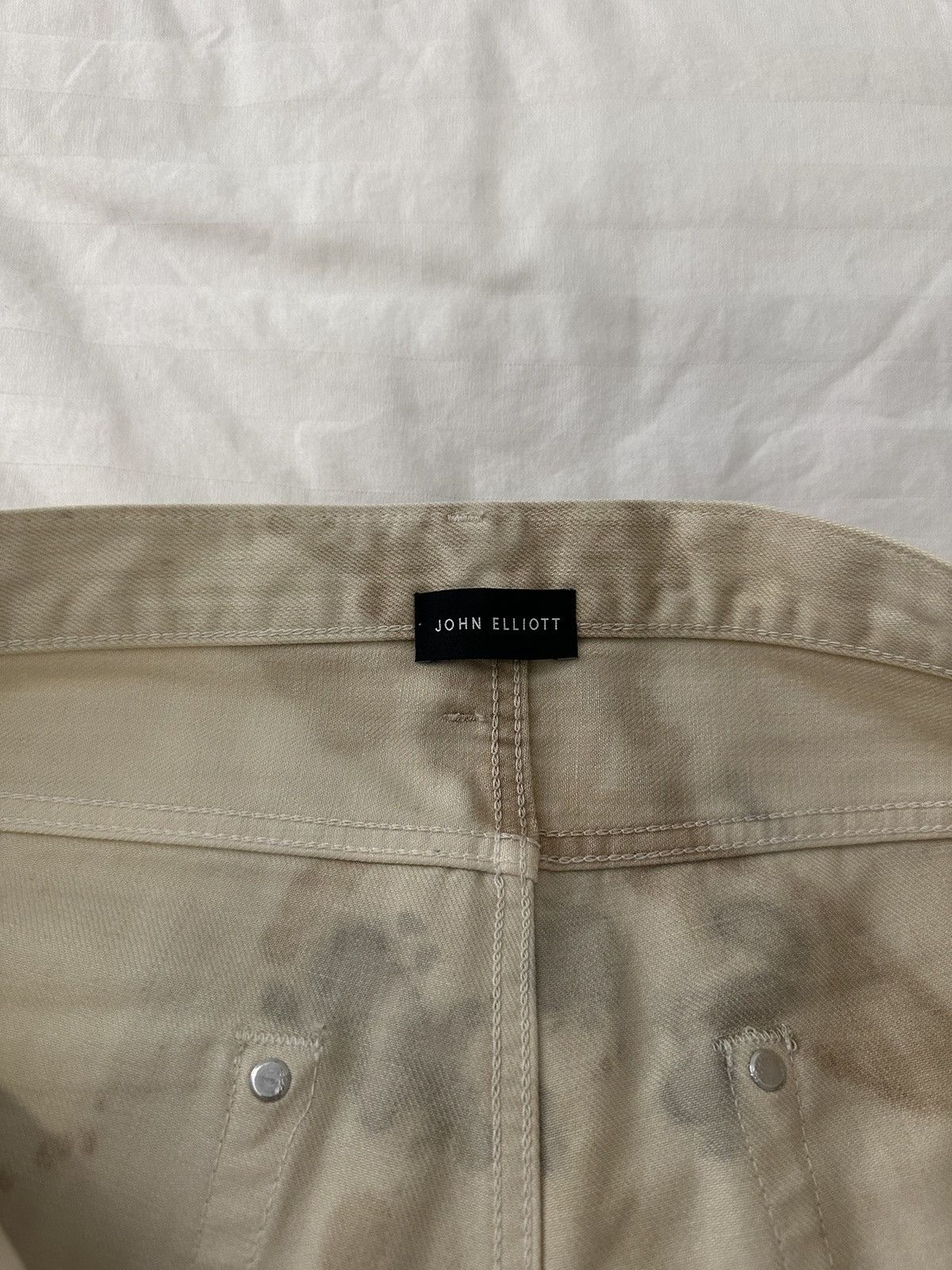 John Elliott John Elliott Beige Dyed The Daze Jeans Size US 32 / EU 48 - 2 Thumbnail