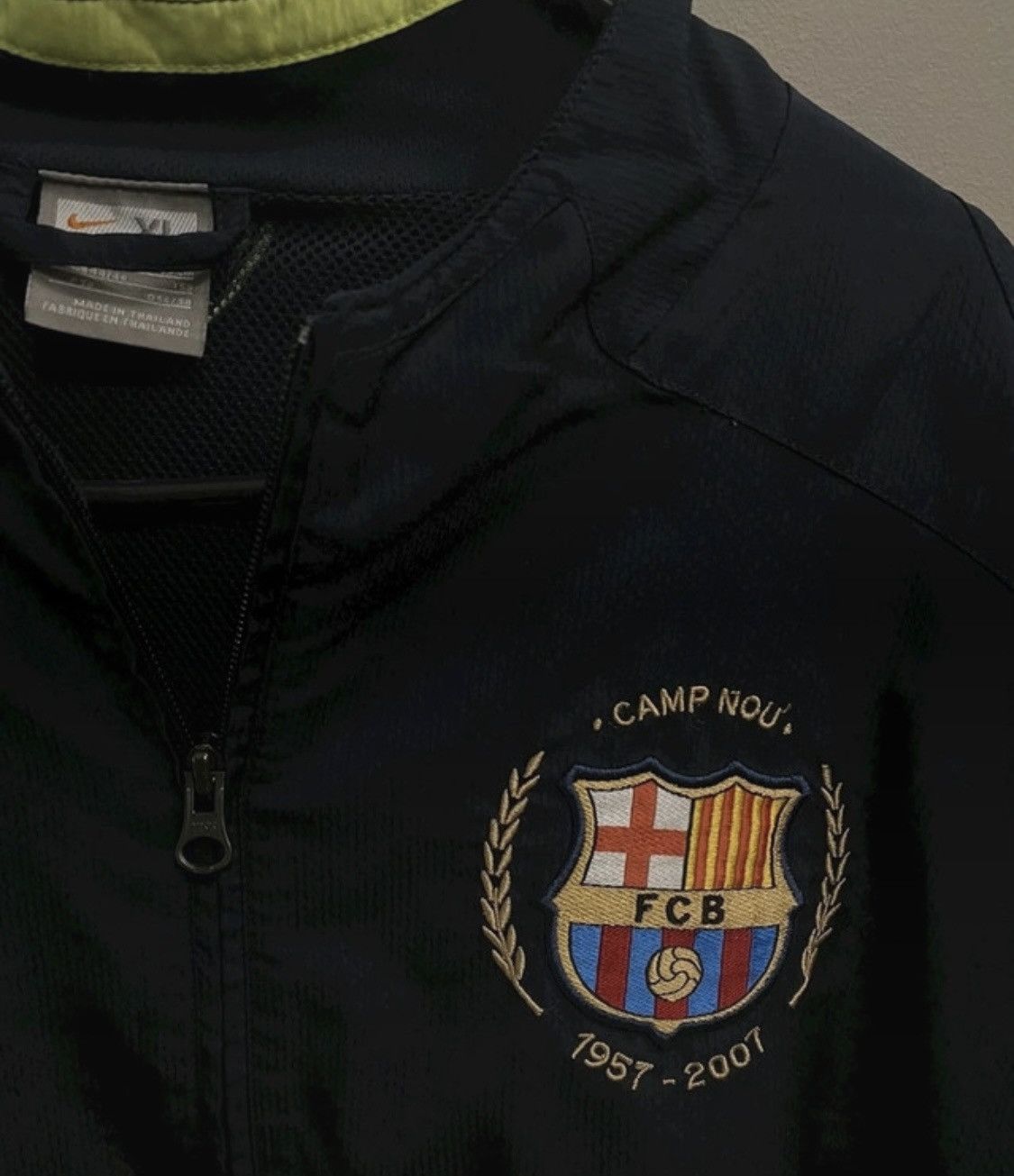 Nike Fc Barcelona windbreaker jacket camp nou 00s Size US XL / EU 56 / 4 - 5 Thumbnail