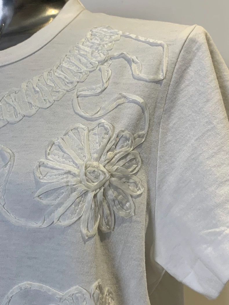 Comme des Garcons Comme Des Garcons Yarn Flower Short Sleeve T-shirt Size S / US 4 / IT 40 - 4 Thumbnail