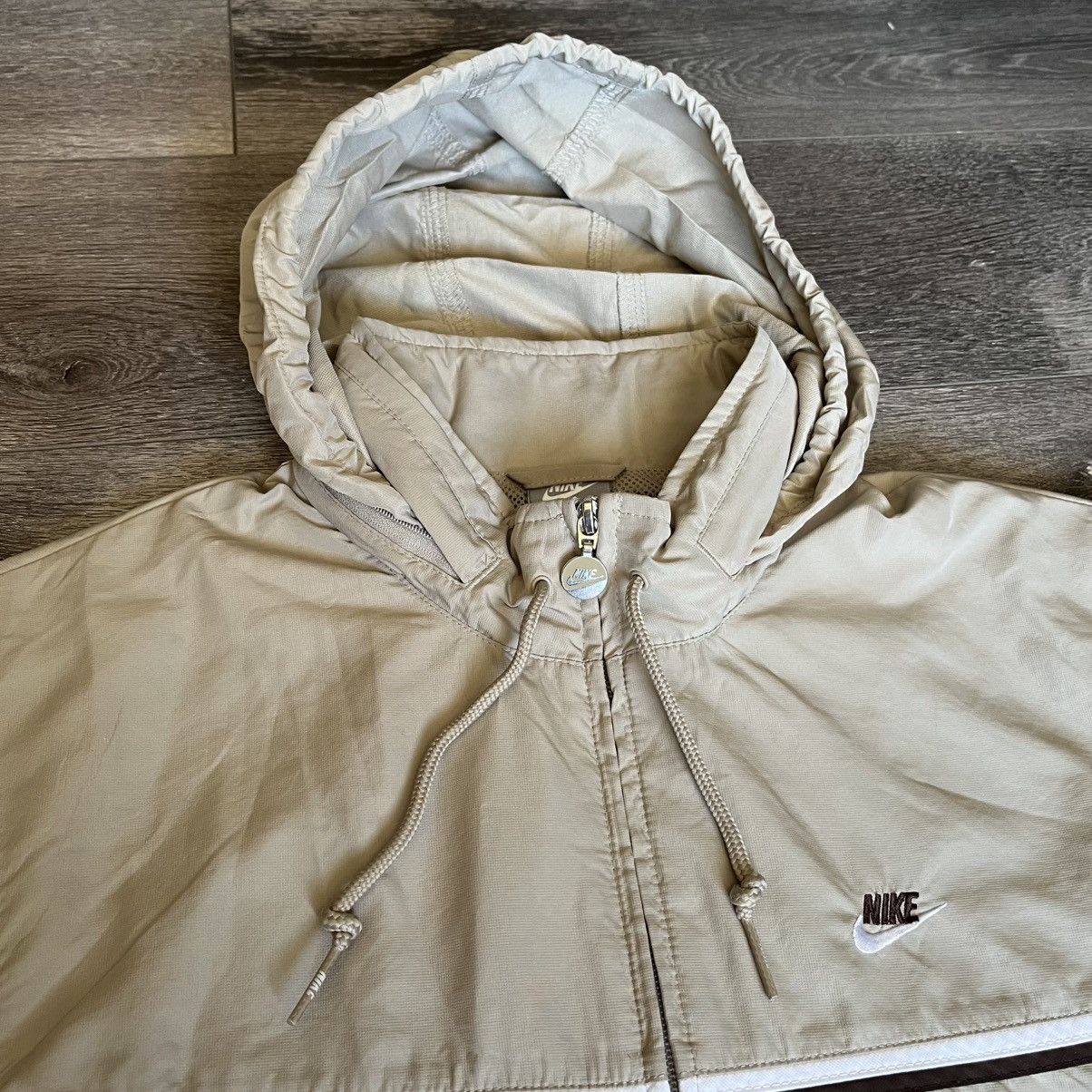 Nike × Vintage Vintage 2000s Nike Zip Up Hooded Light Jacket Swoosh Coaches Size US L / EU 52-54 / 3 - 4 Thumbnail