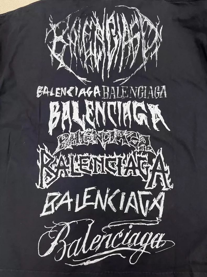 Balenciaga Balenciaga New Year Collection Letter Print Crew Neck Pull Size US S / EU 44-46 / 1 - 3 Thumbnail