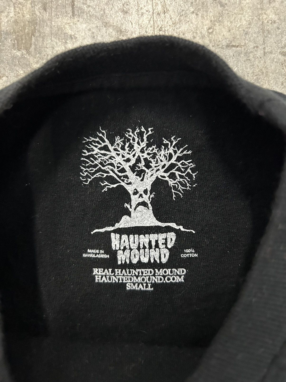 Haunted Mound Haunted Mound t shirt hundred acre wrist Size US S / EU 44-46 / 1 - 3 Thumbnail