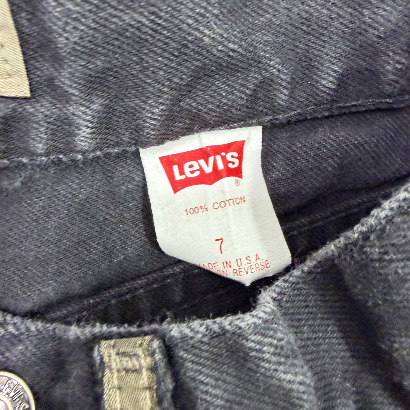 Vintage Vintage Levis 900 Jeans Womens 7 (26x32) Black Mom High Rise Size 26" / US 2 / IT 38 - 4 Thumbnail