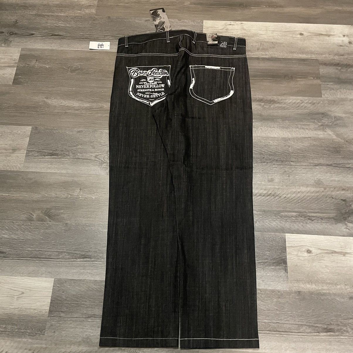 Southpole × Vintage Vintage evolution in design Size US 44 / EU 60 - 1 Thumbnail