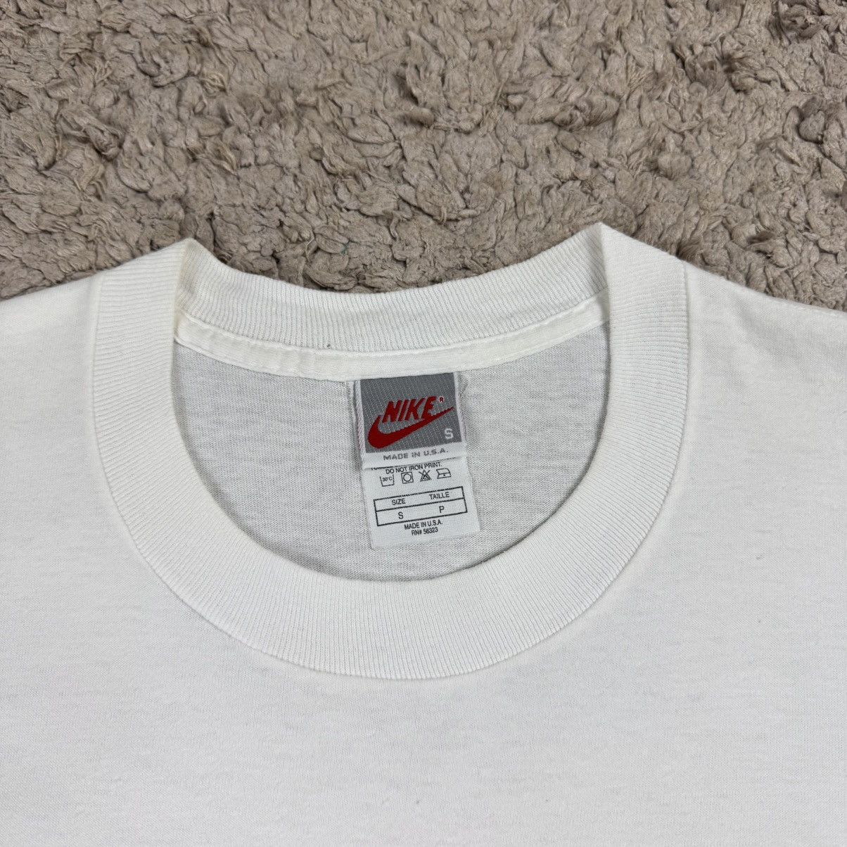 Nike Vintage 1992 Nike Godzilla vs. Charles Barkley T-shirt Size US S / EU 44-46 / 1 - 11 Thumbnail