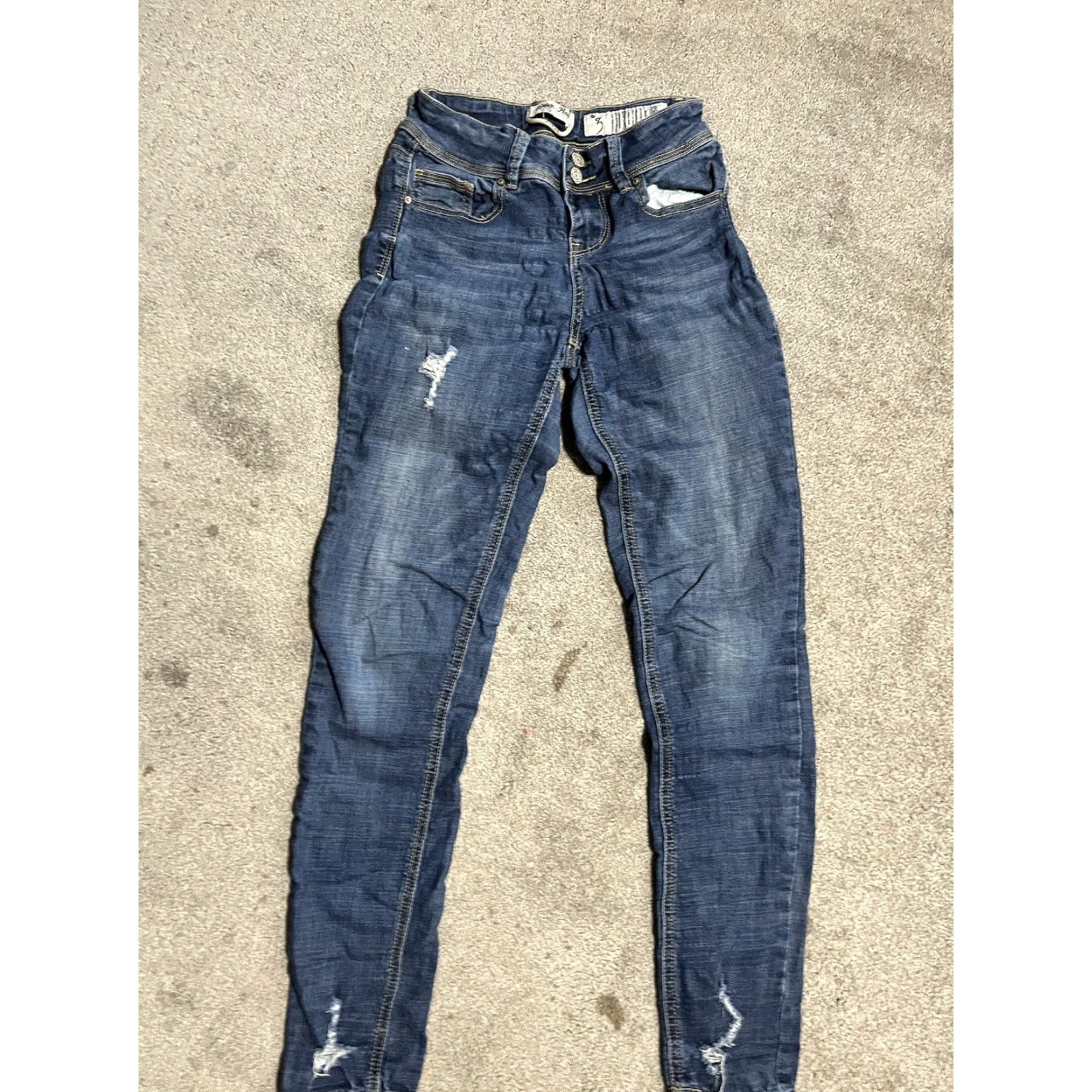 Vintage Indigo Reign Jeans Main Selling Point: Skinny Distressed Dark Wash Blue Size 3 Juniors Women Size 26" / US 2 / IT 38 - 2 Thumbnail