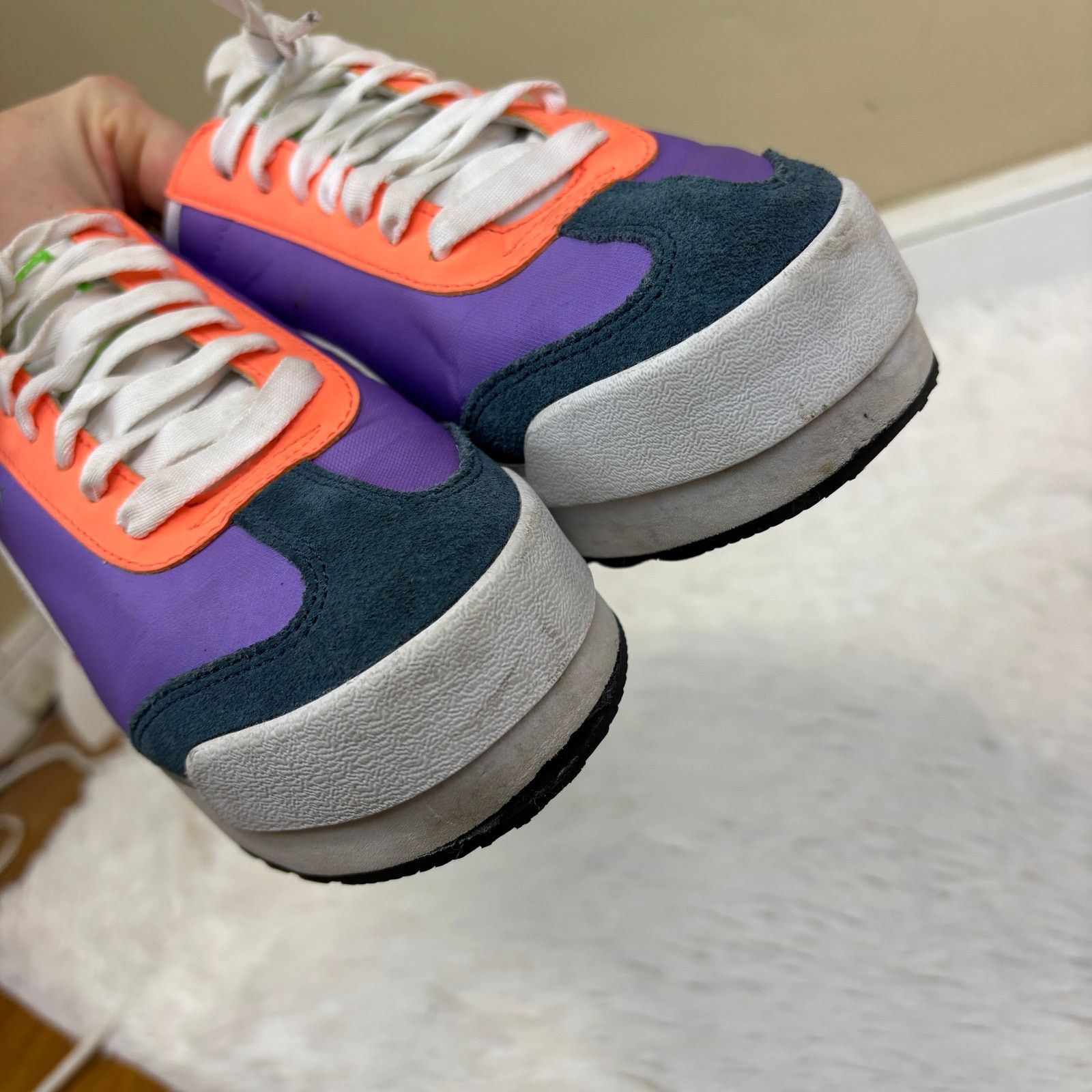 Puma Puma Roma Amor Logo Platform Sneaker Luminous Purple 10 Size US 10 / IT 40 - 9 Thumbnail