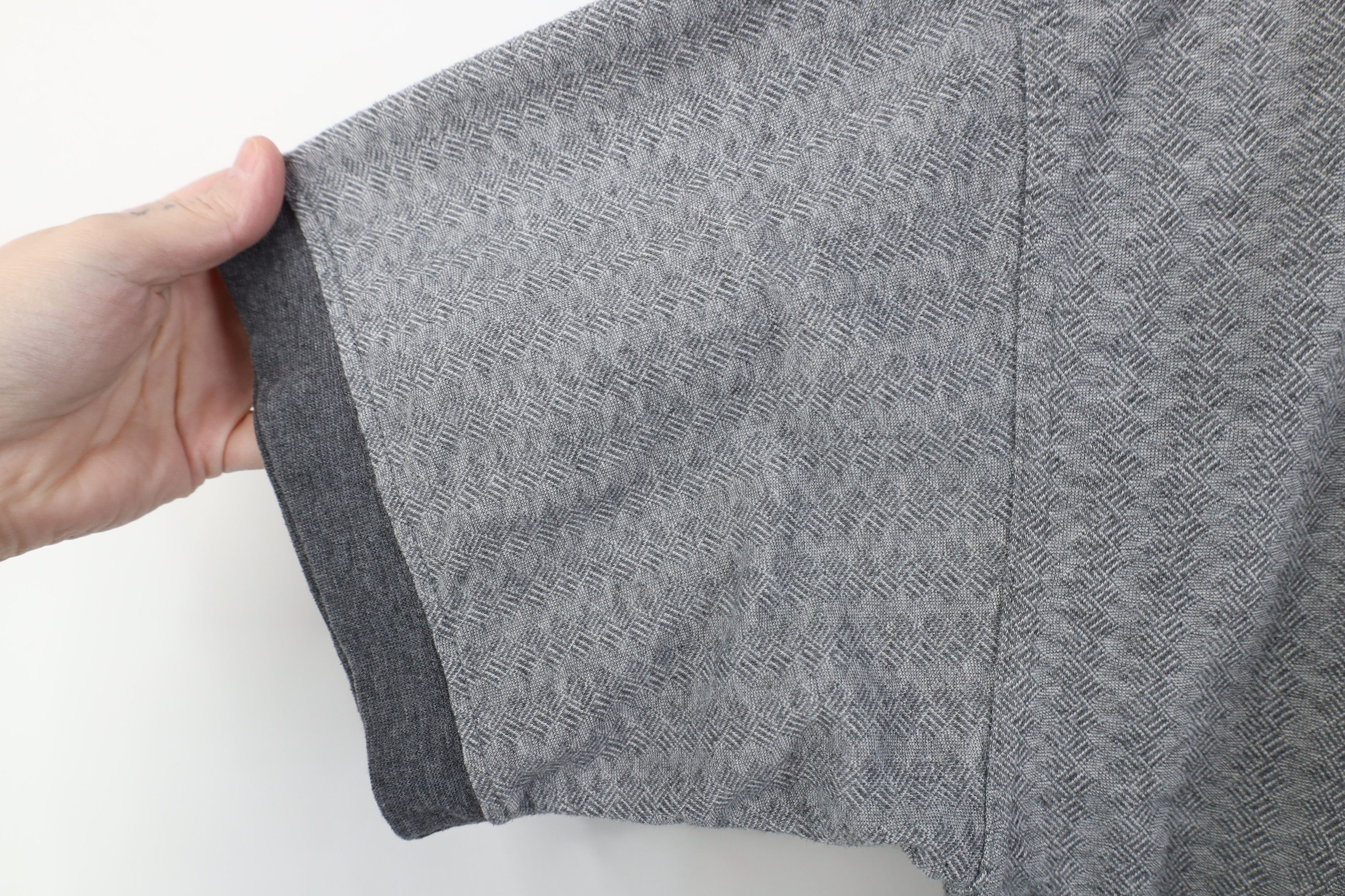 Vintage Vintage 90s Streetwear Geometric Pullover Polo Shirt Gray Size US L / EU 52-54 / 3 - 8 Thumbnail