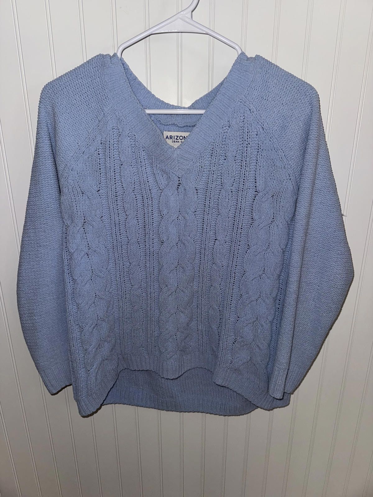 Arizona Jean Co. Arizona Jean Co Blue Cable Knit V-Neck Sweater Size Small Size US S / EU 44-46 / 1 - 1 Thumbnail
