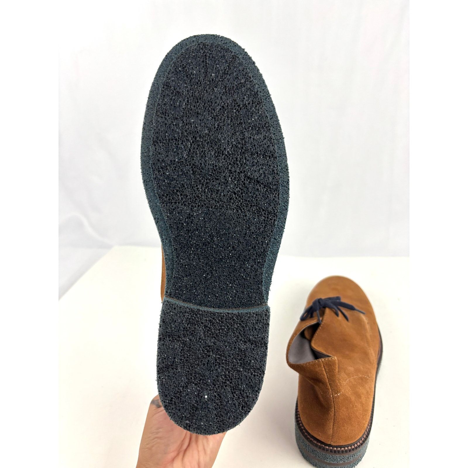Donald Pliner Donald J. Pliner Levi Chukka Boots Calf Suede Cognac 8 M Size US 8 / EU 41 - 4 Thumbnail