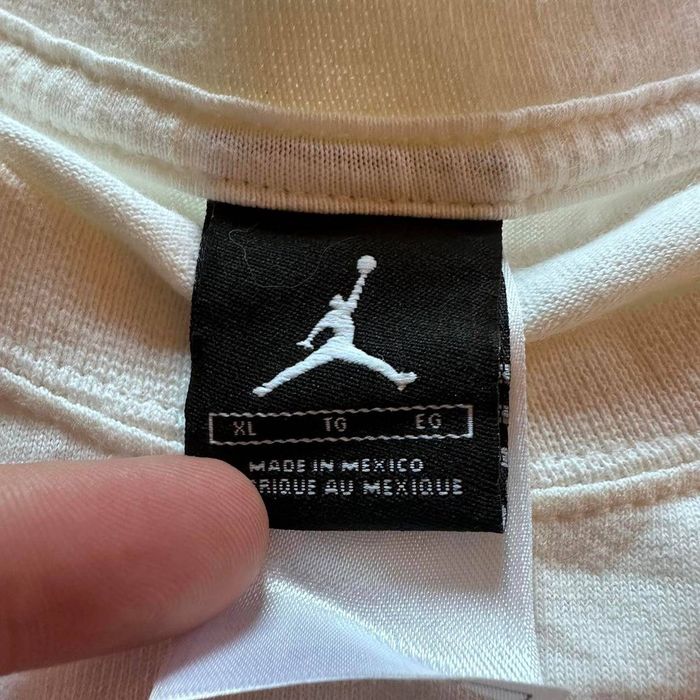 Jordan Brand Vintage y2k jordan blue jump man logo white tee XL