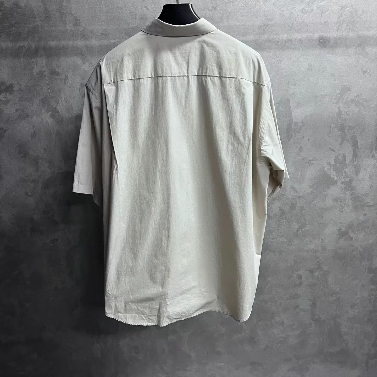 Balenciaga Balenciaga Oversized Gray Cotton Poplin Logo SS Shirt Size US L / EU 52-54 / 3 - 2 Thumbnail