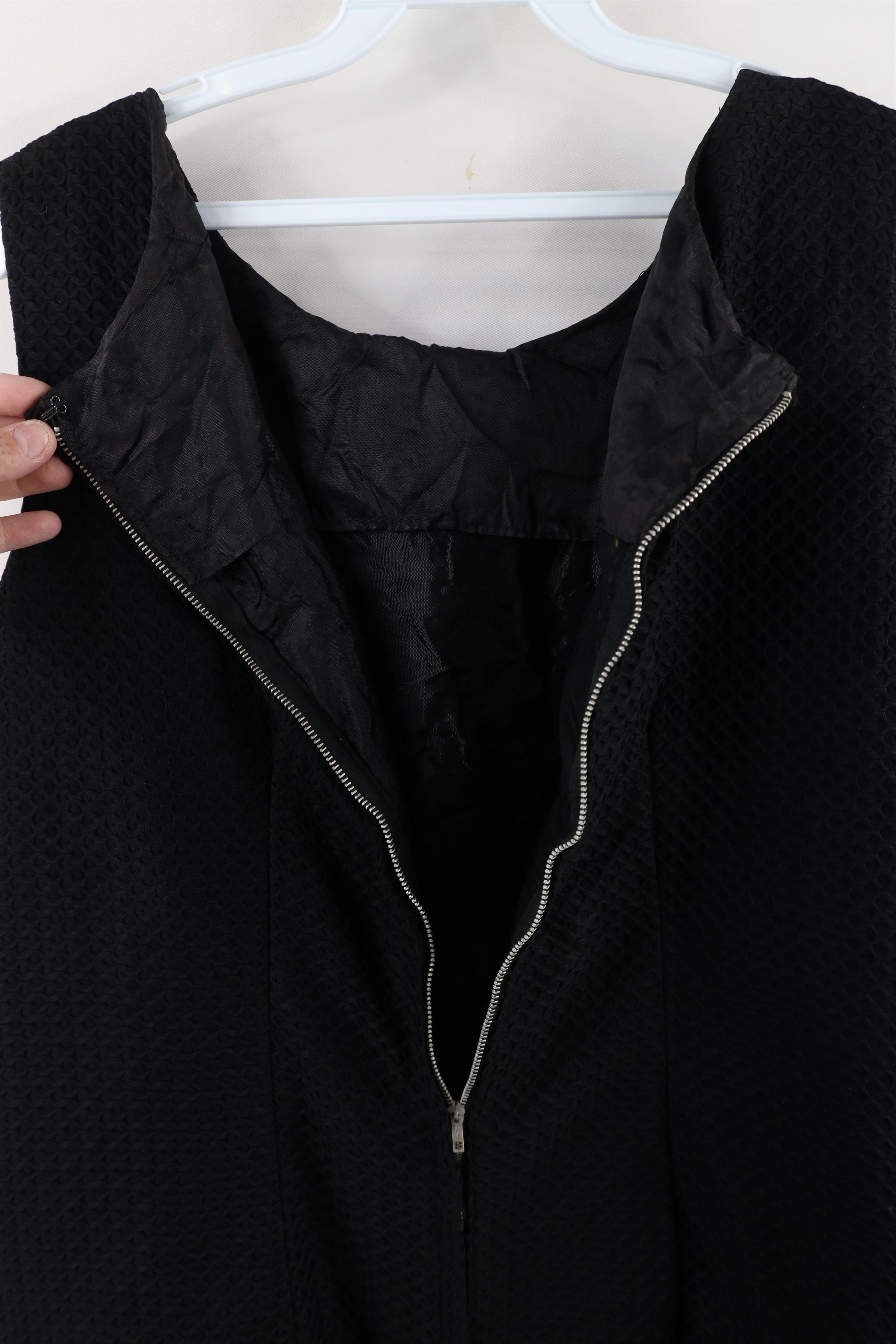Vintage Vintage 50s Mod Textured Sleeveless Sheath Dress LBD USA Size XL / US 12-14 / IT 48-50 - 8 Thumbnail