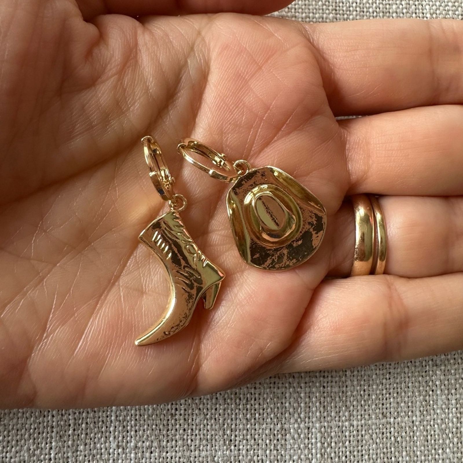 Other Cowboy Hat and Boots Hoop Earrings Size ONE SIZE - 2 Thumbnail