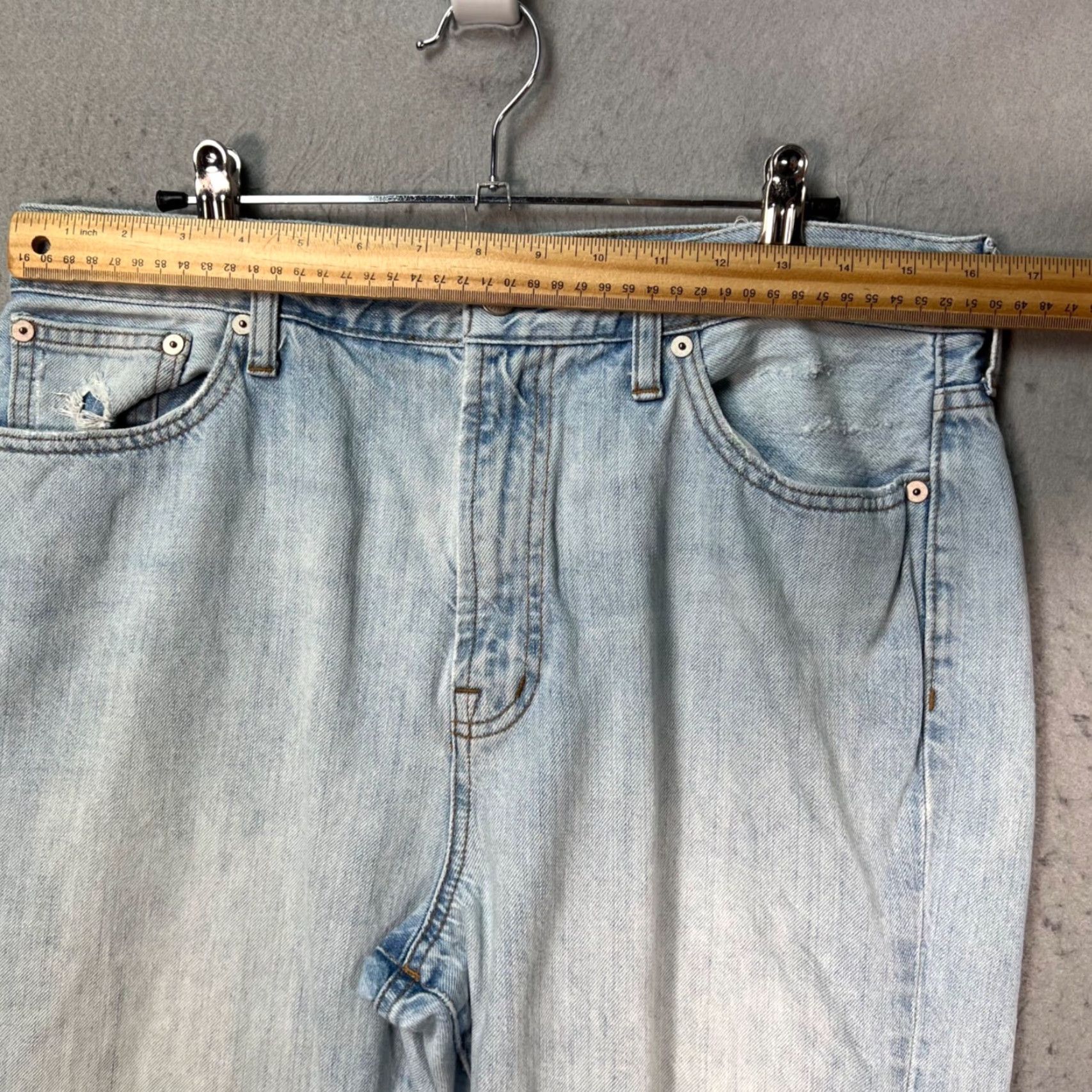 Madewell Madewell Jeans Womens Size 31 Light Wash High-Waisted The Perfect Vintage Blue 5-Pocket Denim Buttons Zip Rise High Straight Jeans Womens Mens Girls Size 24" / US 00 / IT 34 - 6 Thumbnail