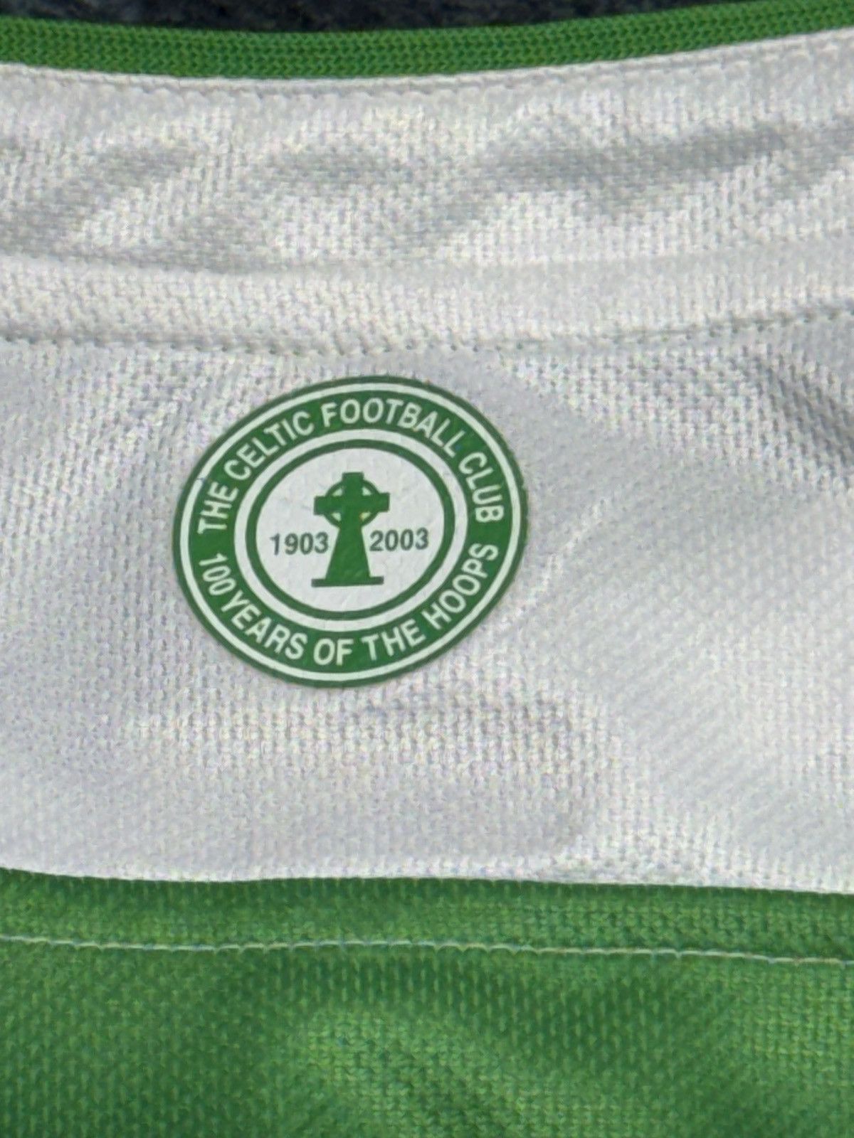 Umbro Vintage Umbro 2003-04 Celtic Home Jersey kit Size US L / EU 52-54 / 3 - 7 Thumbnail