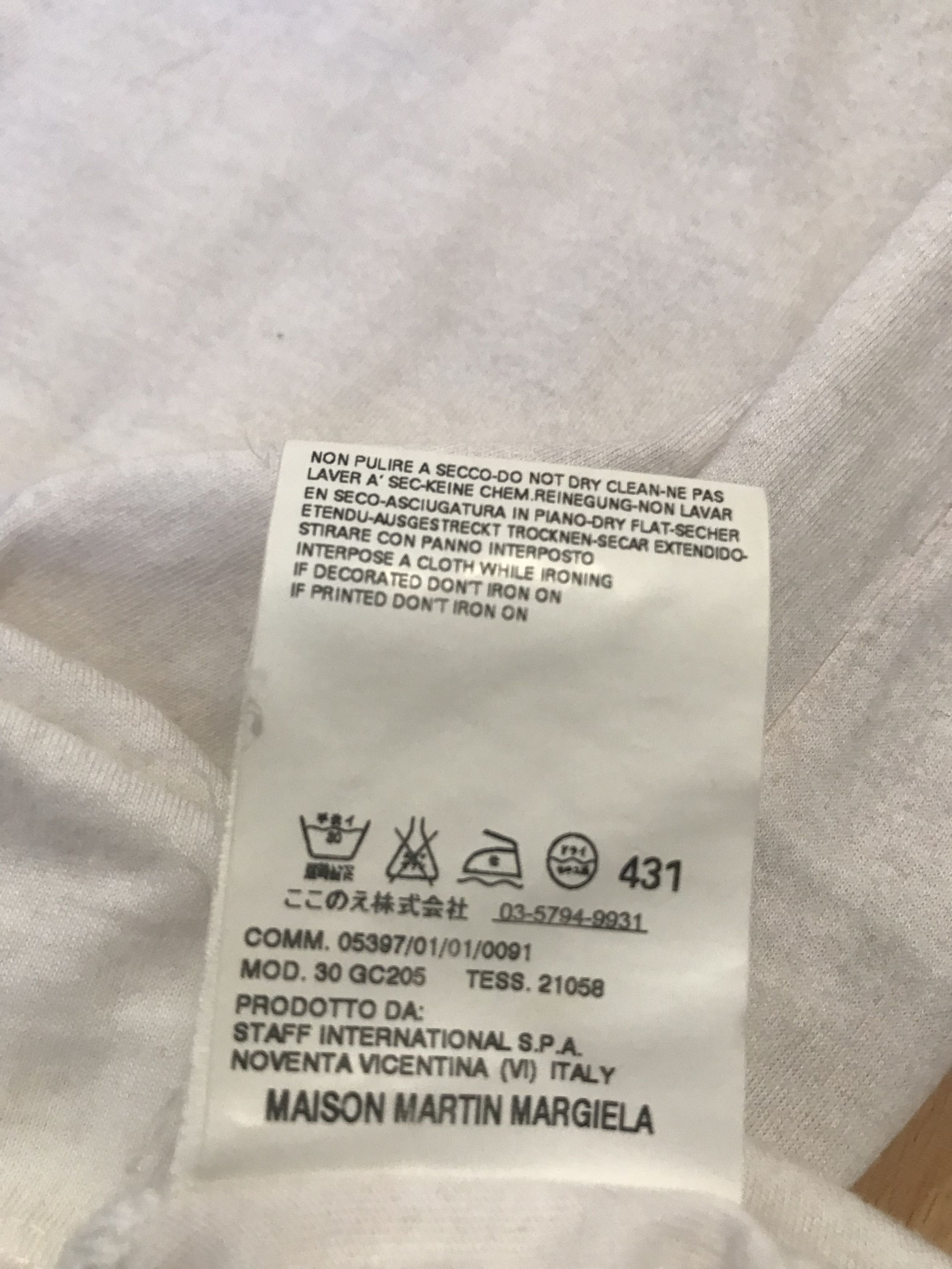 Maison Margiela Maison Margiela artificially aged stained t-shirt Size US M / EU 48-50 / 2 - 6 Thumbnail